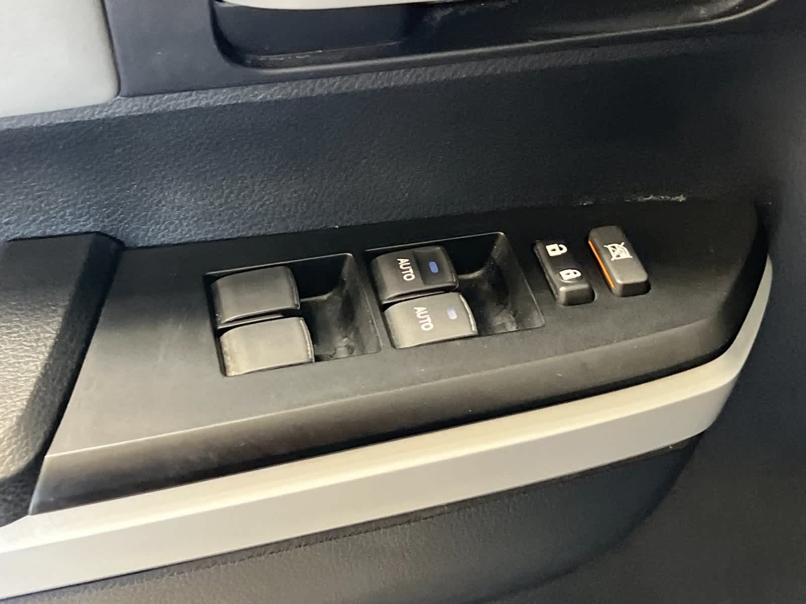 2018 Toyota Tundra Limited 13