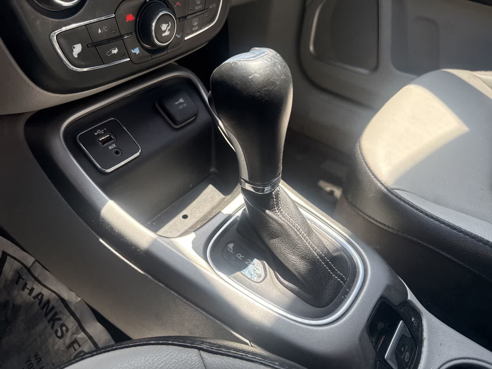 Thumbnail: 2020 Jeep Compass - 24