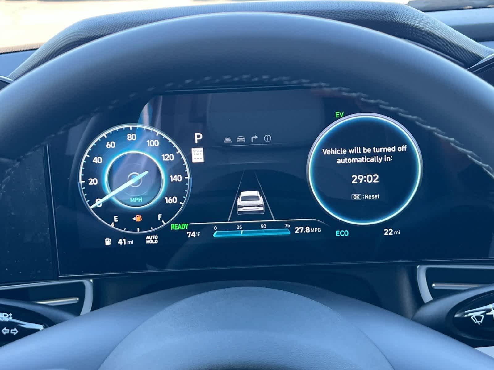 Thumbnail: 2025 Hyundai Elantra - 24