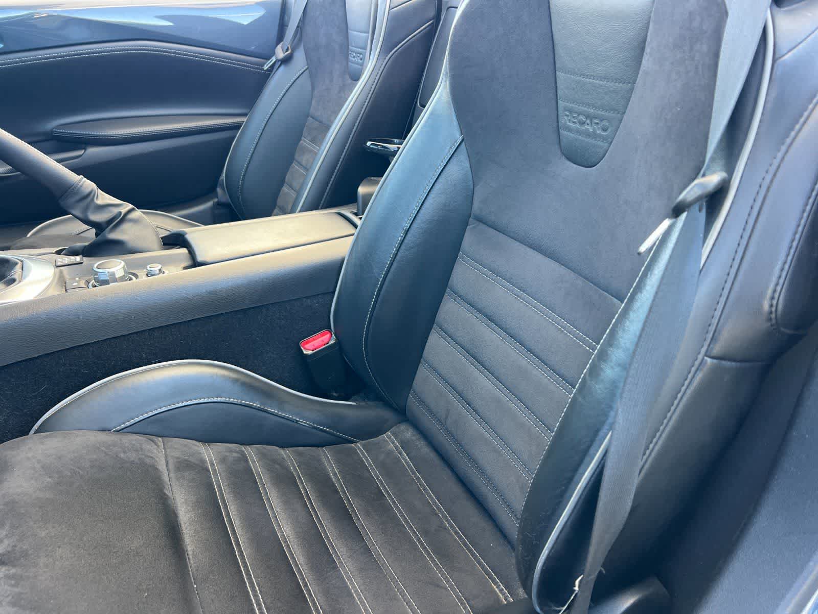 Thumbnail: 2021 Mazda MX-5 Miata - 5