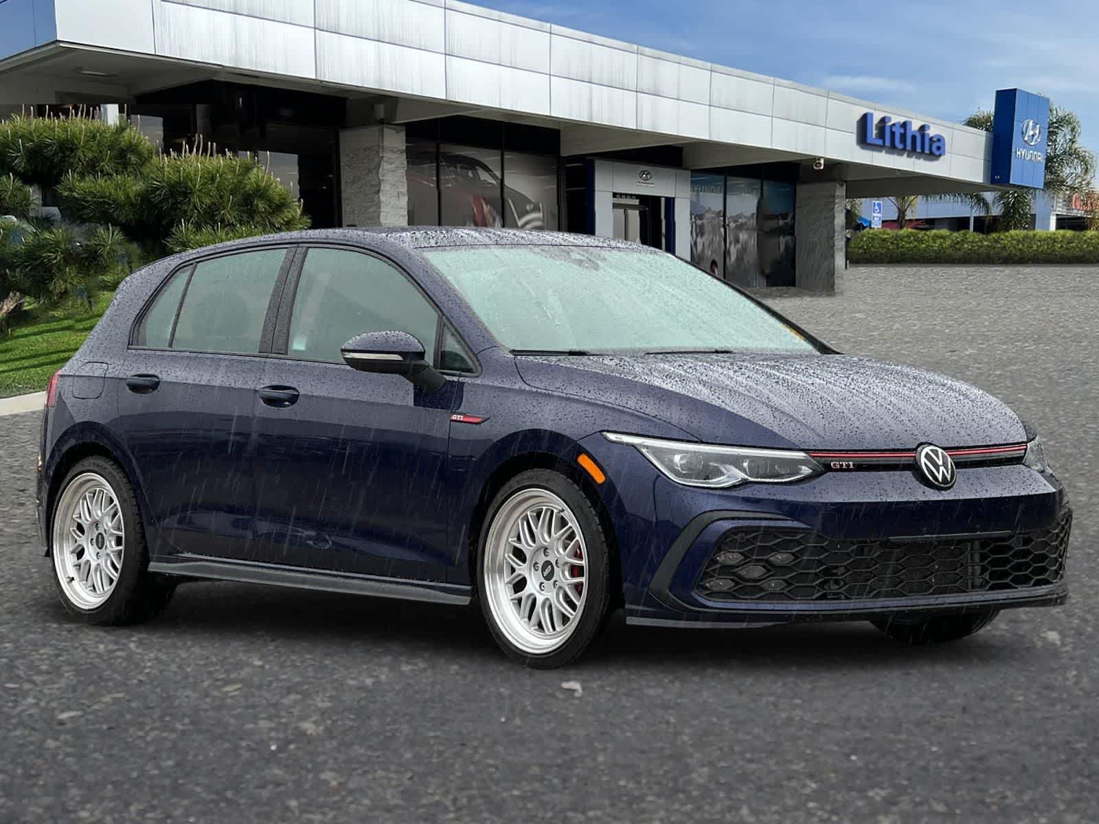 Thumbnail: 2023 Volkswagen Golf - 9
