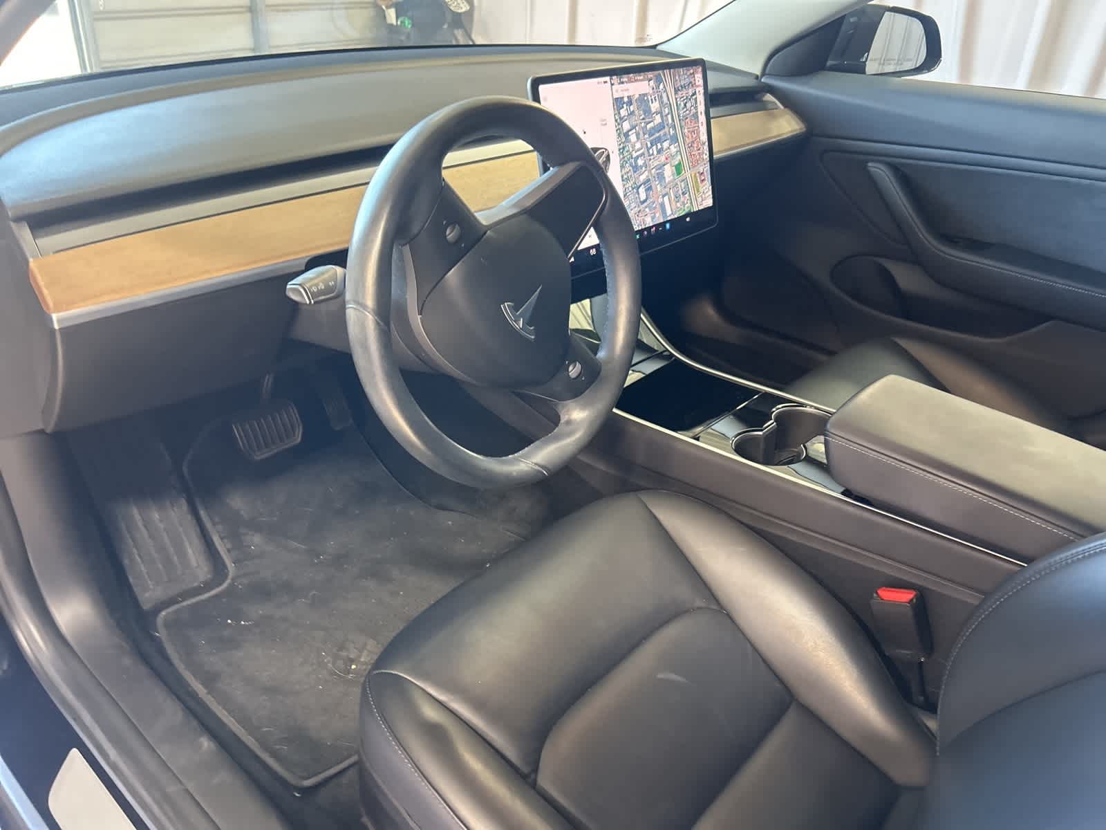 Thumbnail: 2018 Tesla Model 3 - 22