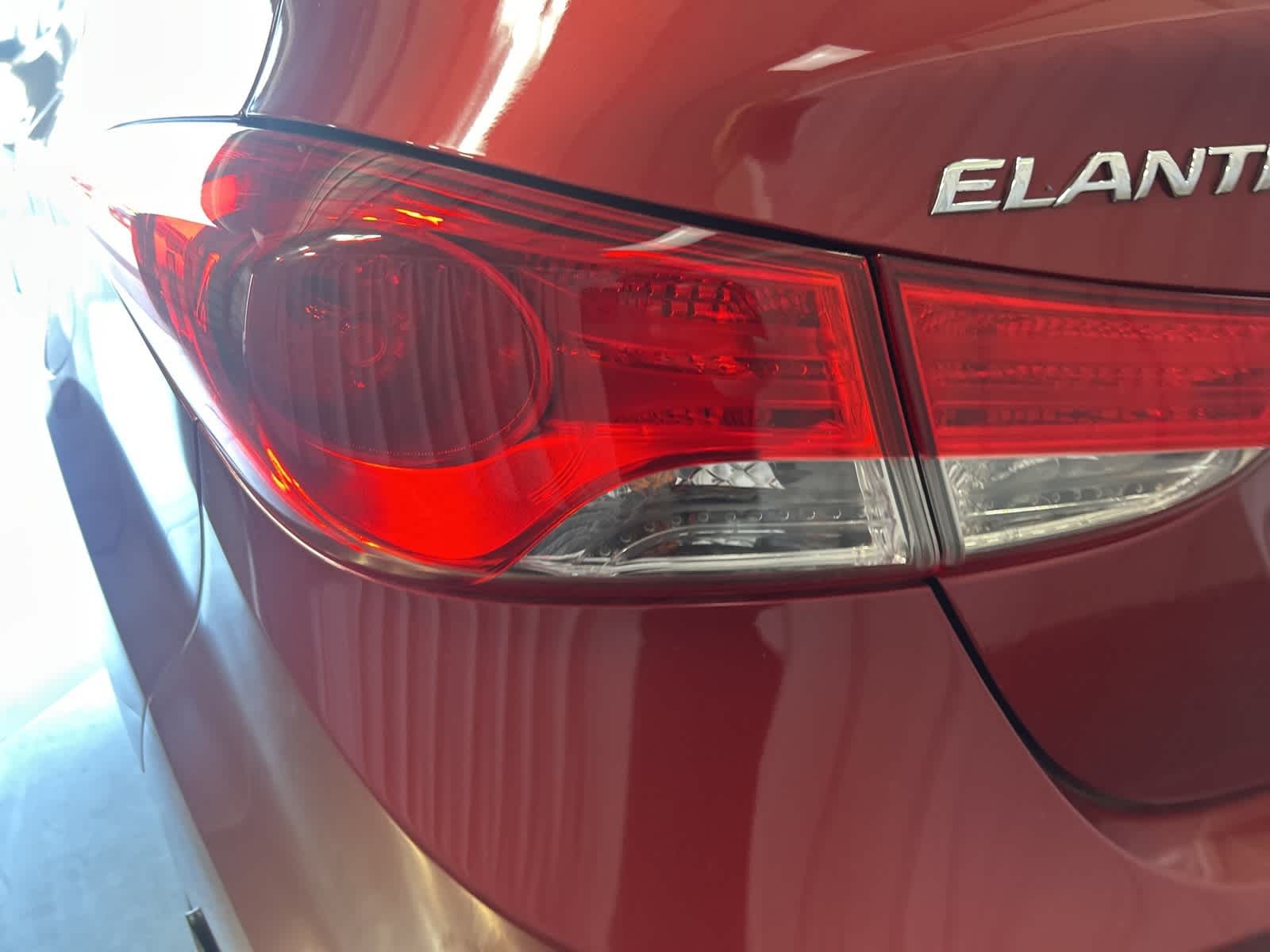 Thumbnail: 2013 Hyundai Elantra - 12