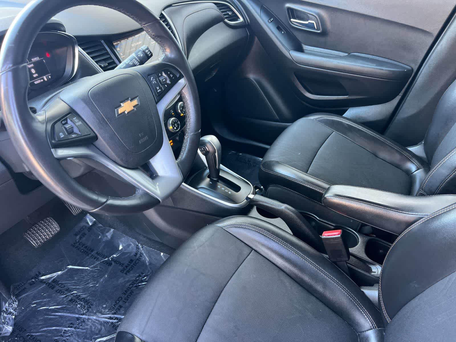 Thumbnail: 2018 Chevrolet Trax - 12