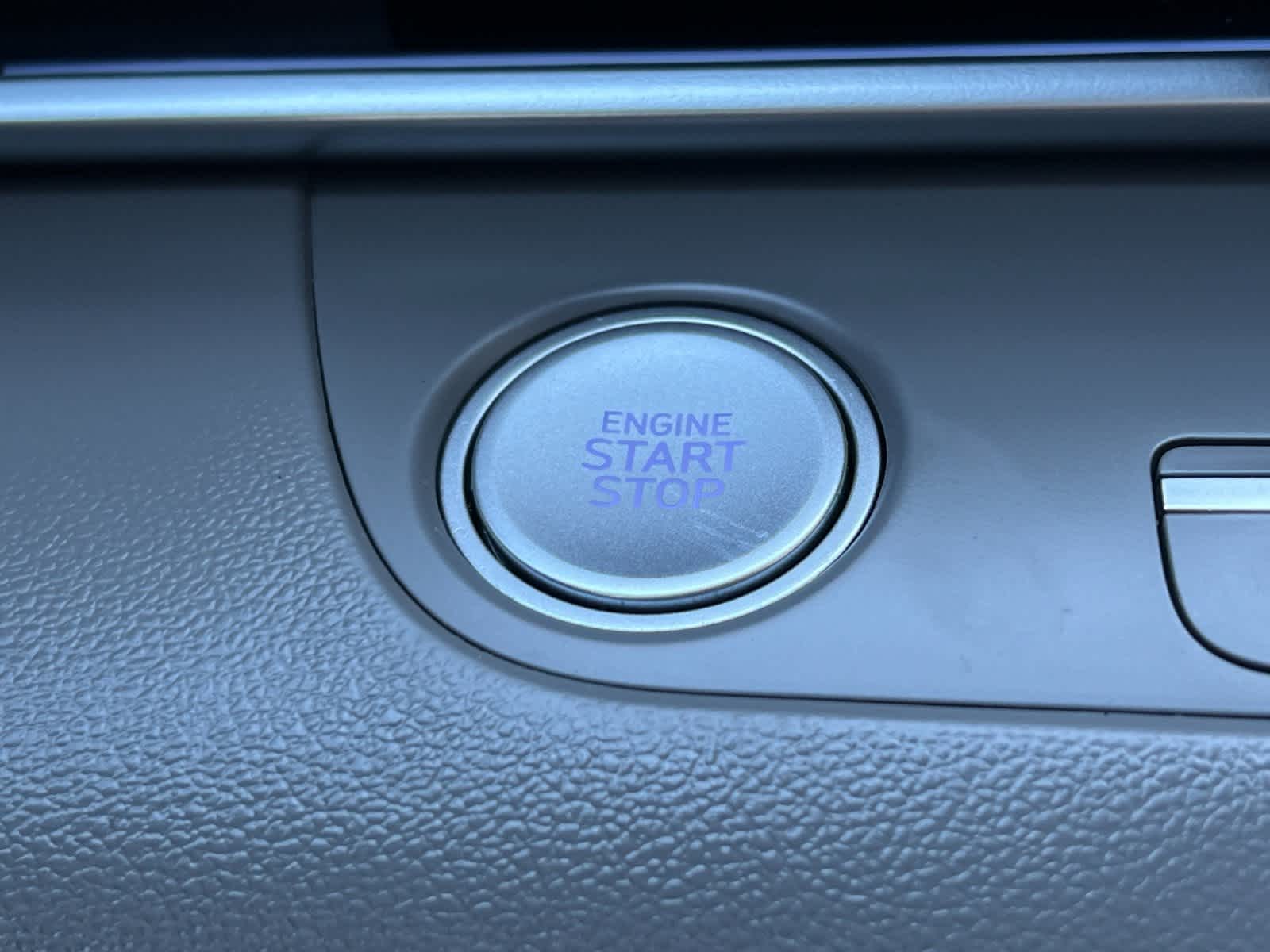 Thumbnail: 2024 Hyundai Elantra - 22