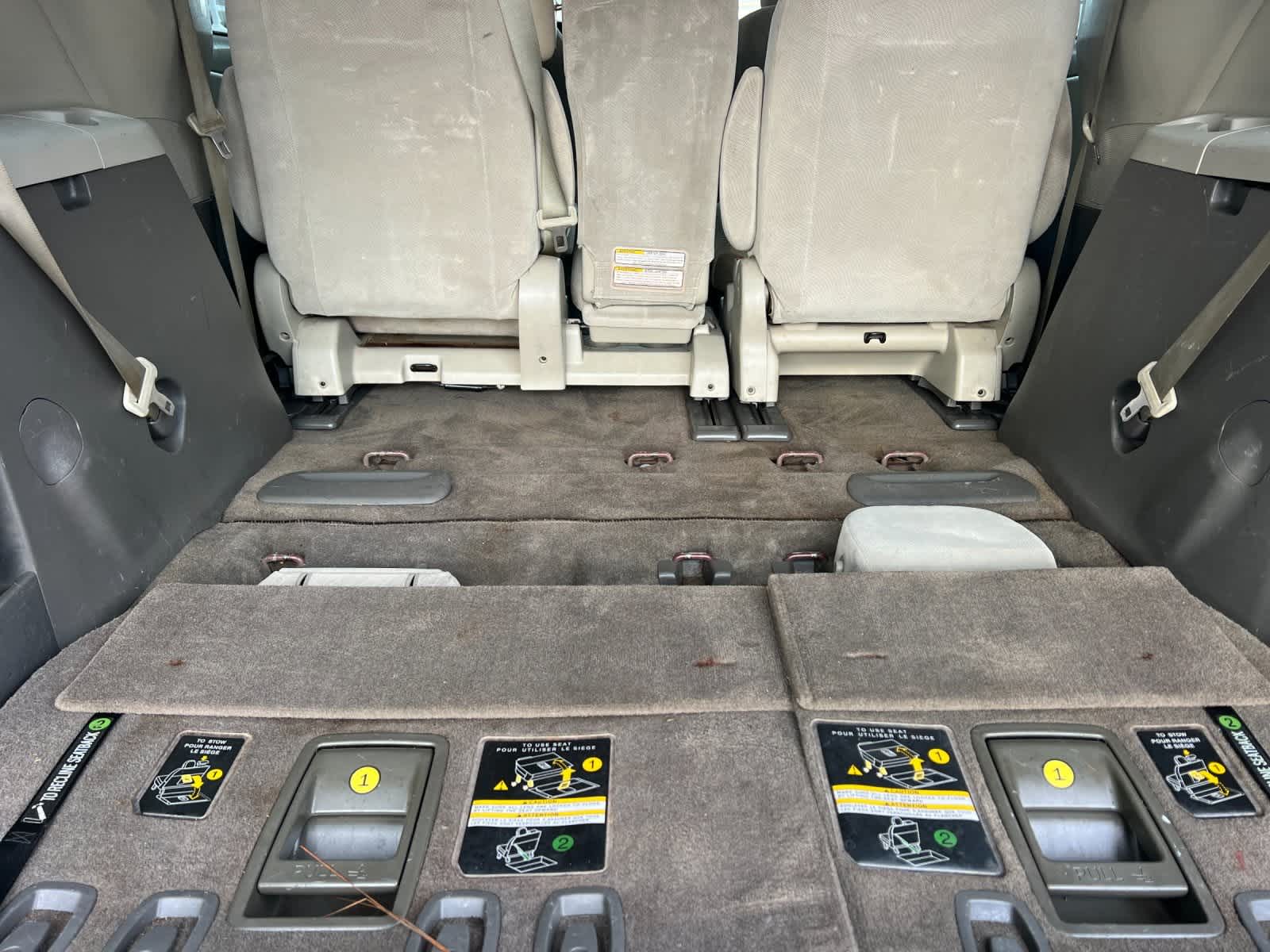 Thumbnail: 2017 Toyota Sienna - 16