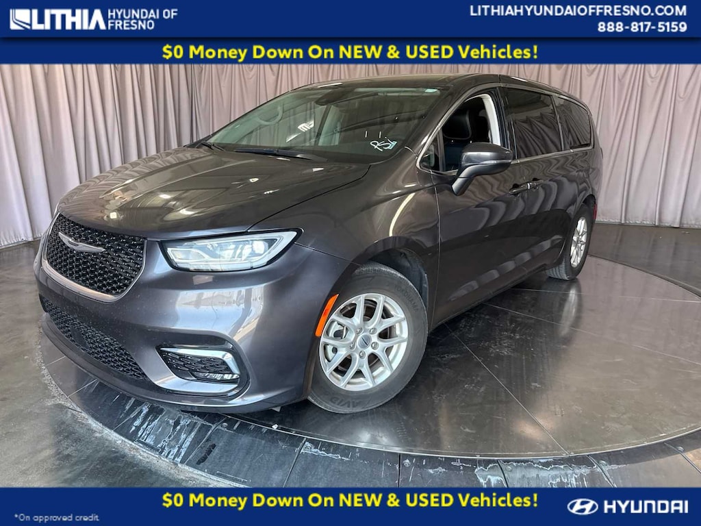 Used 2023 Chrysler Pacifica Touring L Van Passenger Van