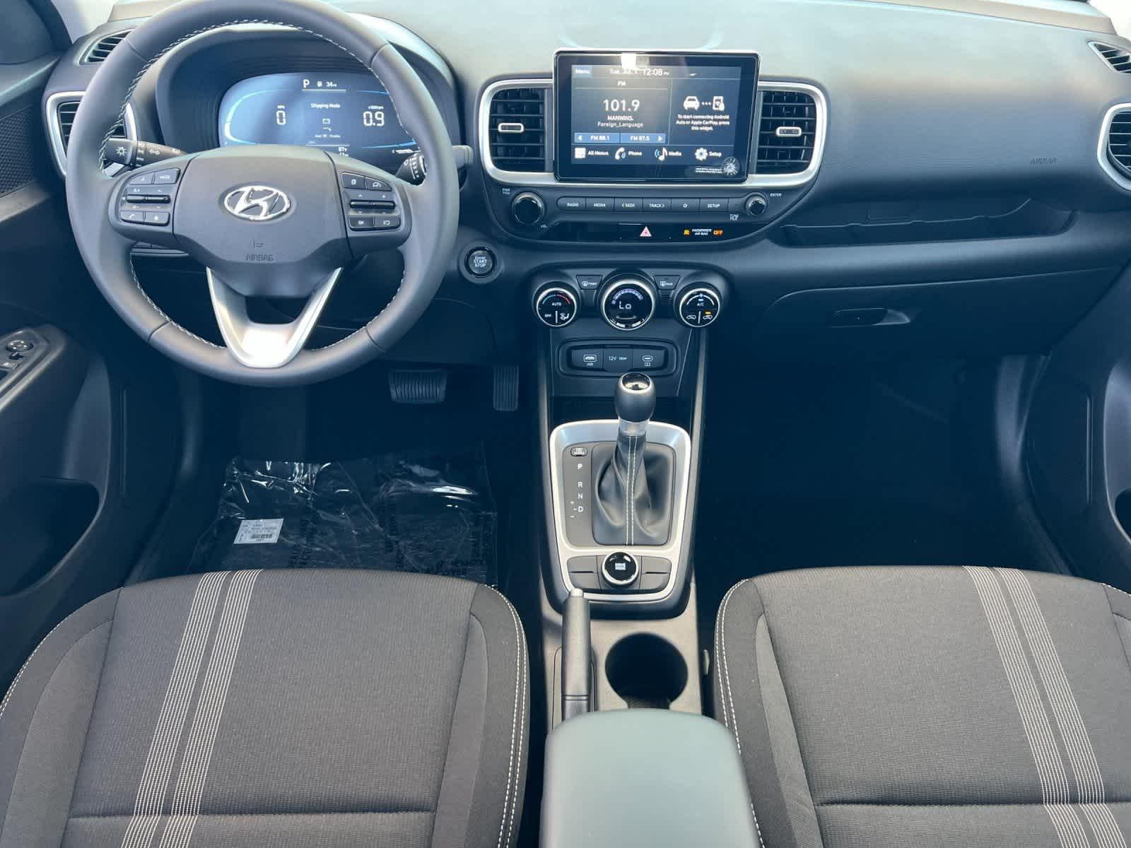 Thumbnail: 2025 Hyundai Venue - 3