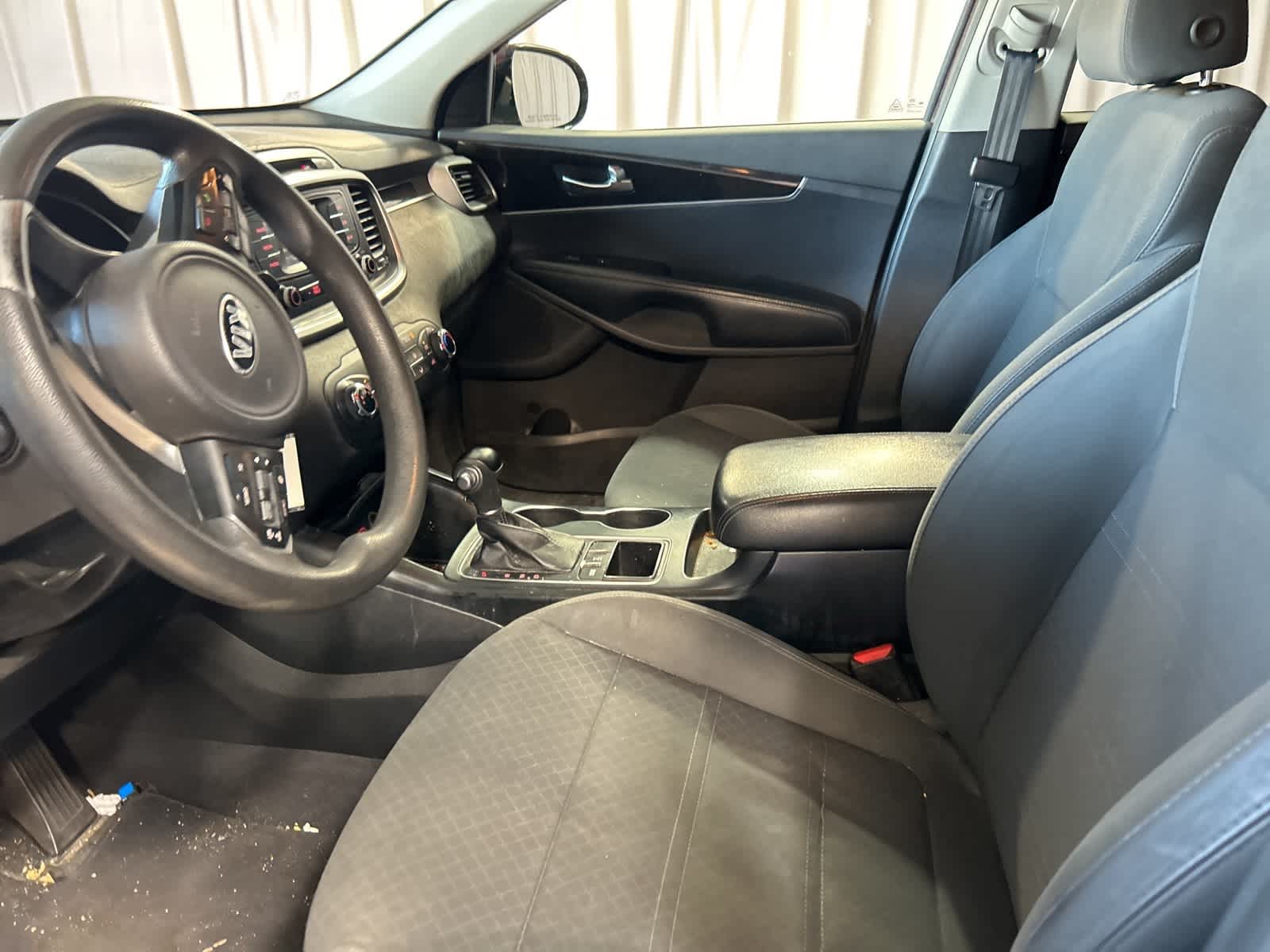Thumbnail: 2018 Kia Sorento - 26