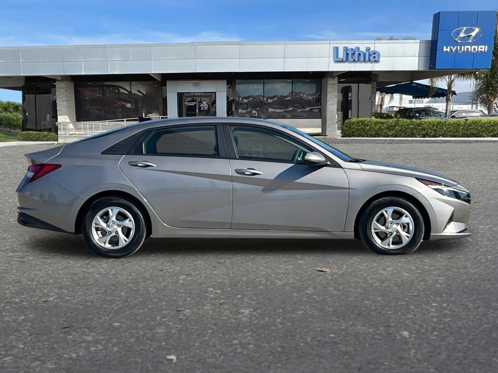 Thumbnail: 2023 Hyundai Elantra - 9