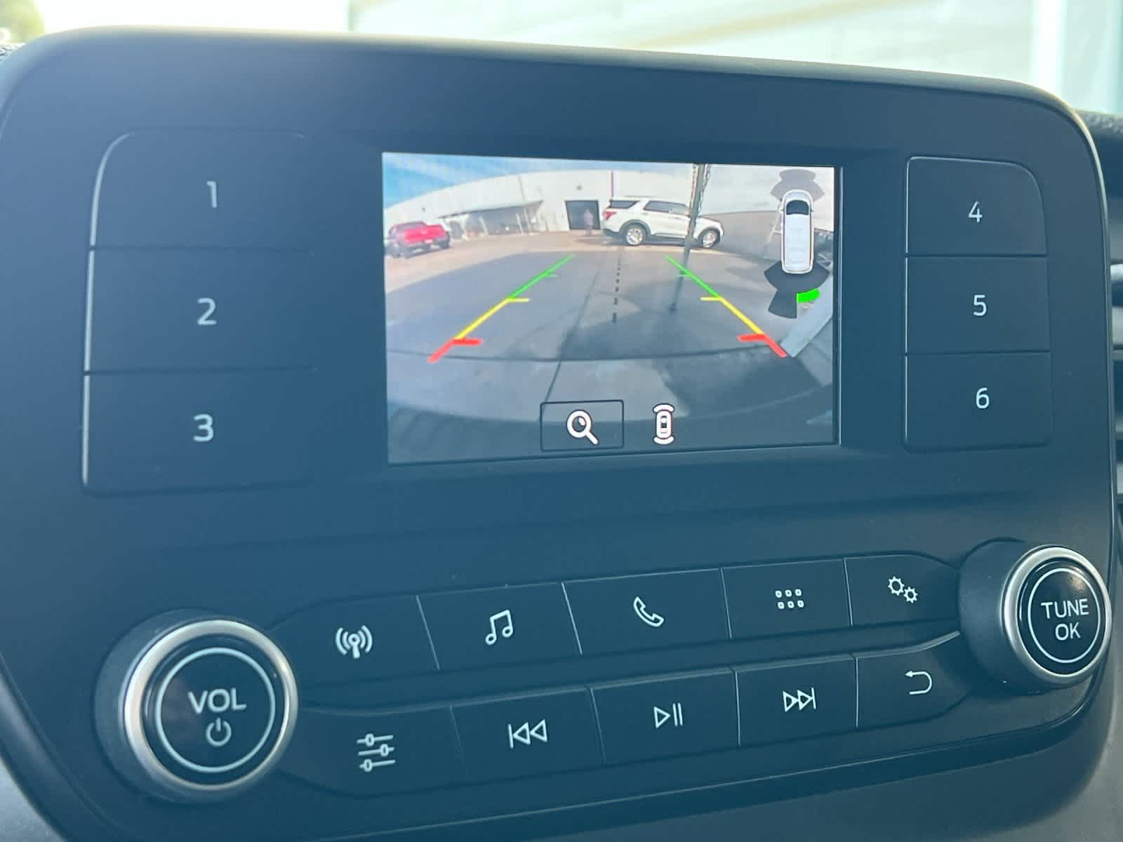 Thumbnail: 2020 Ford Econoline - 21