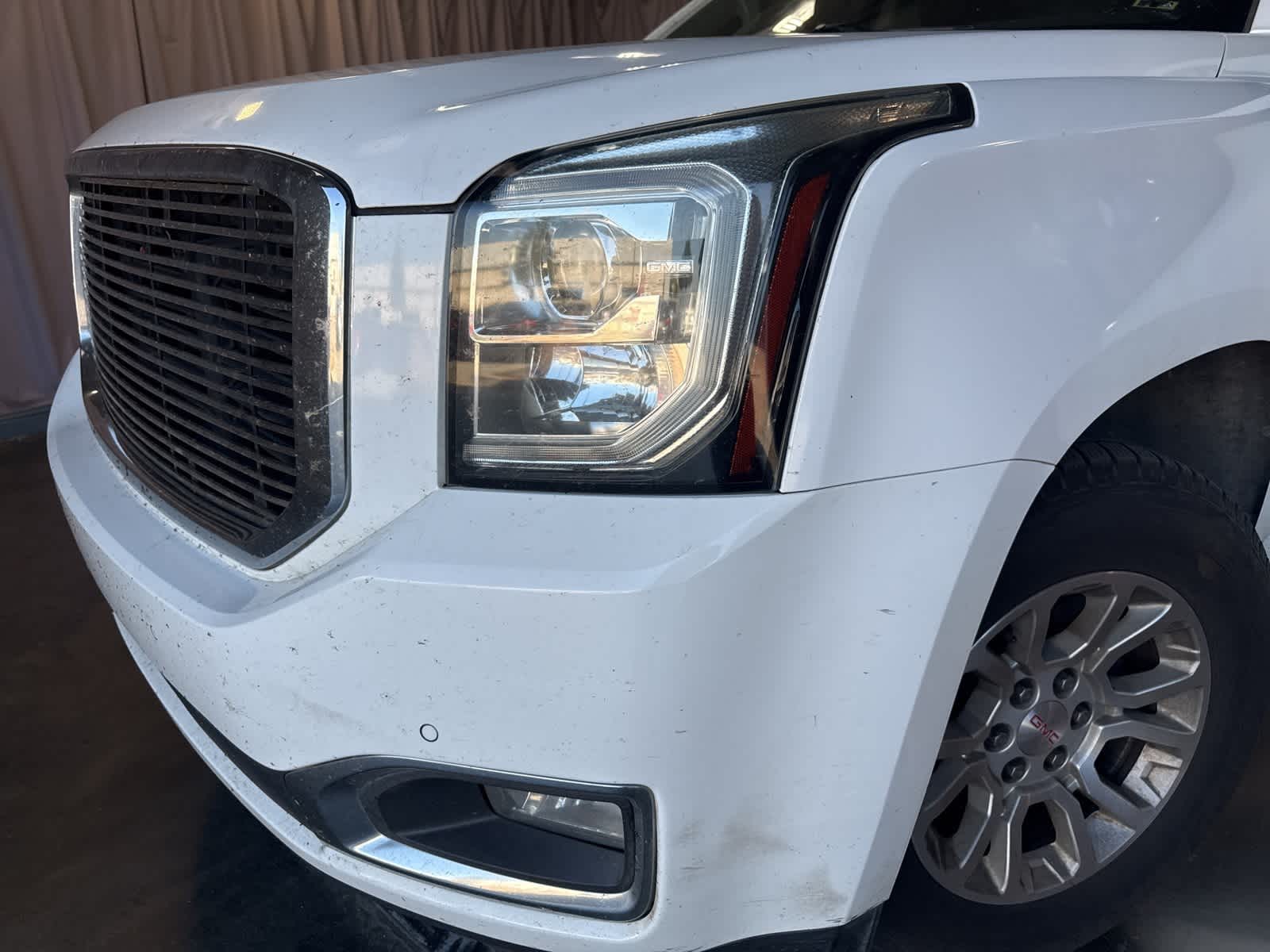 Thumbnail: 2019 GMC Yukon XL - 15