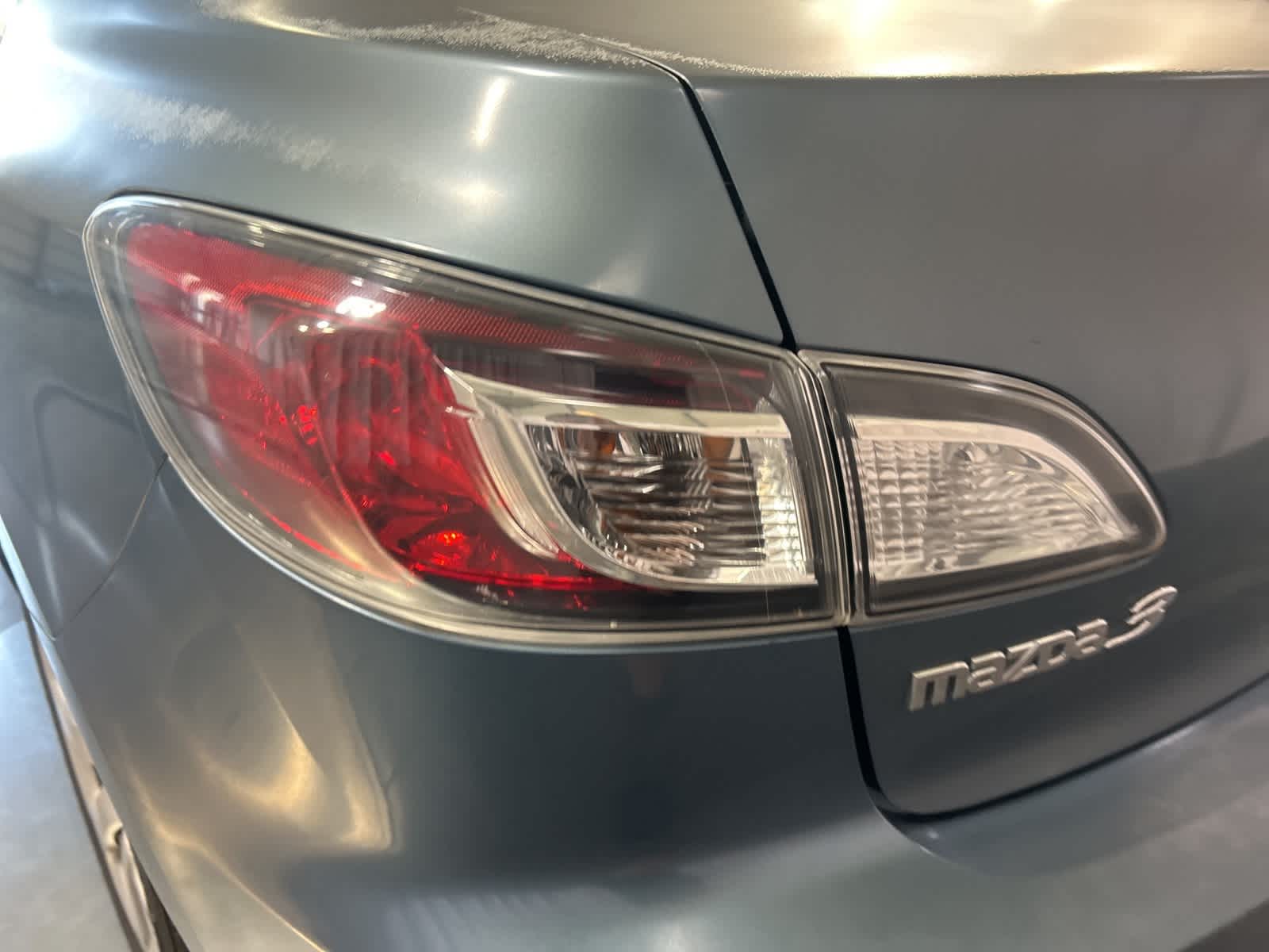 Thumbnail: 2011 Mazda Mazda3 - 12