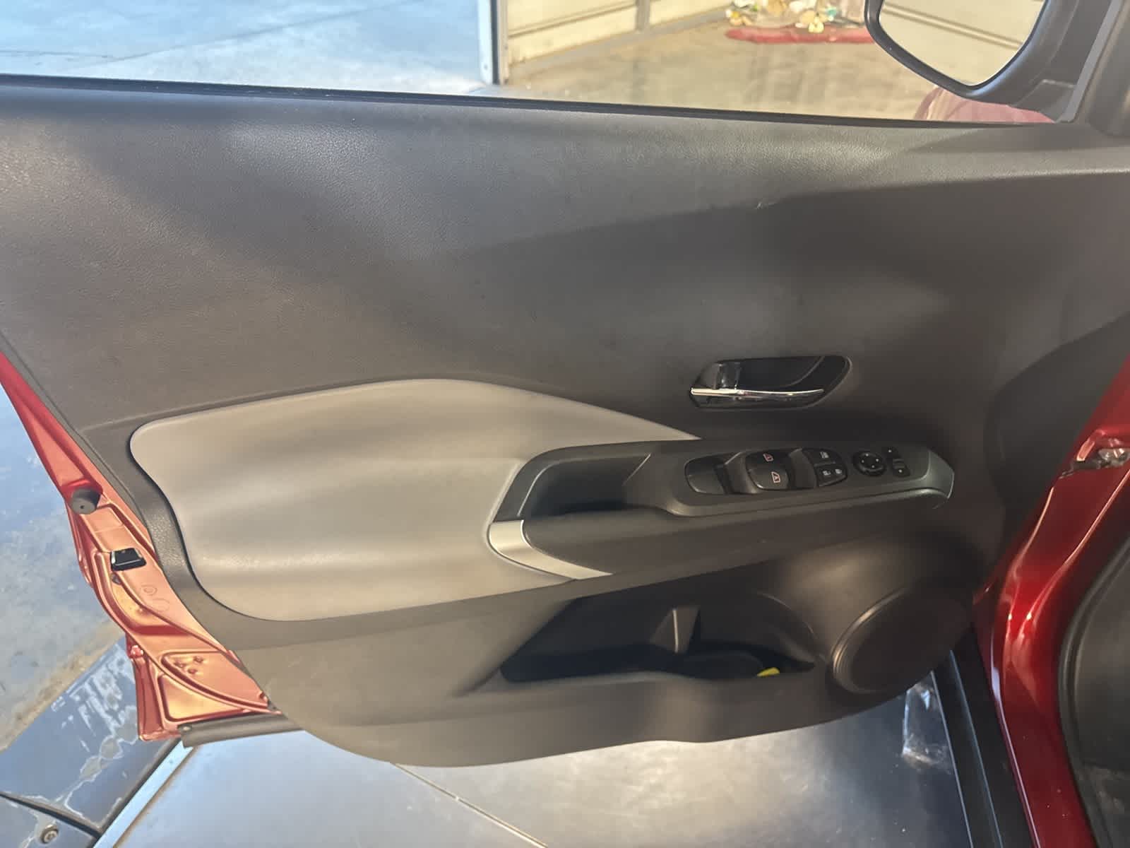 Thumbnail: 2023 Nissan Kicks - 17