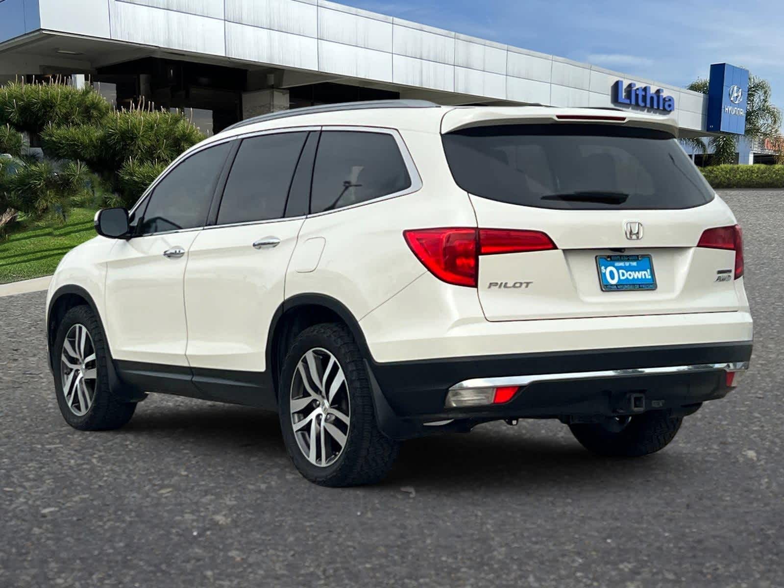 Thumbnail: 2018 Honda Pilot - 7