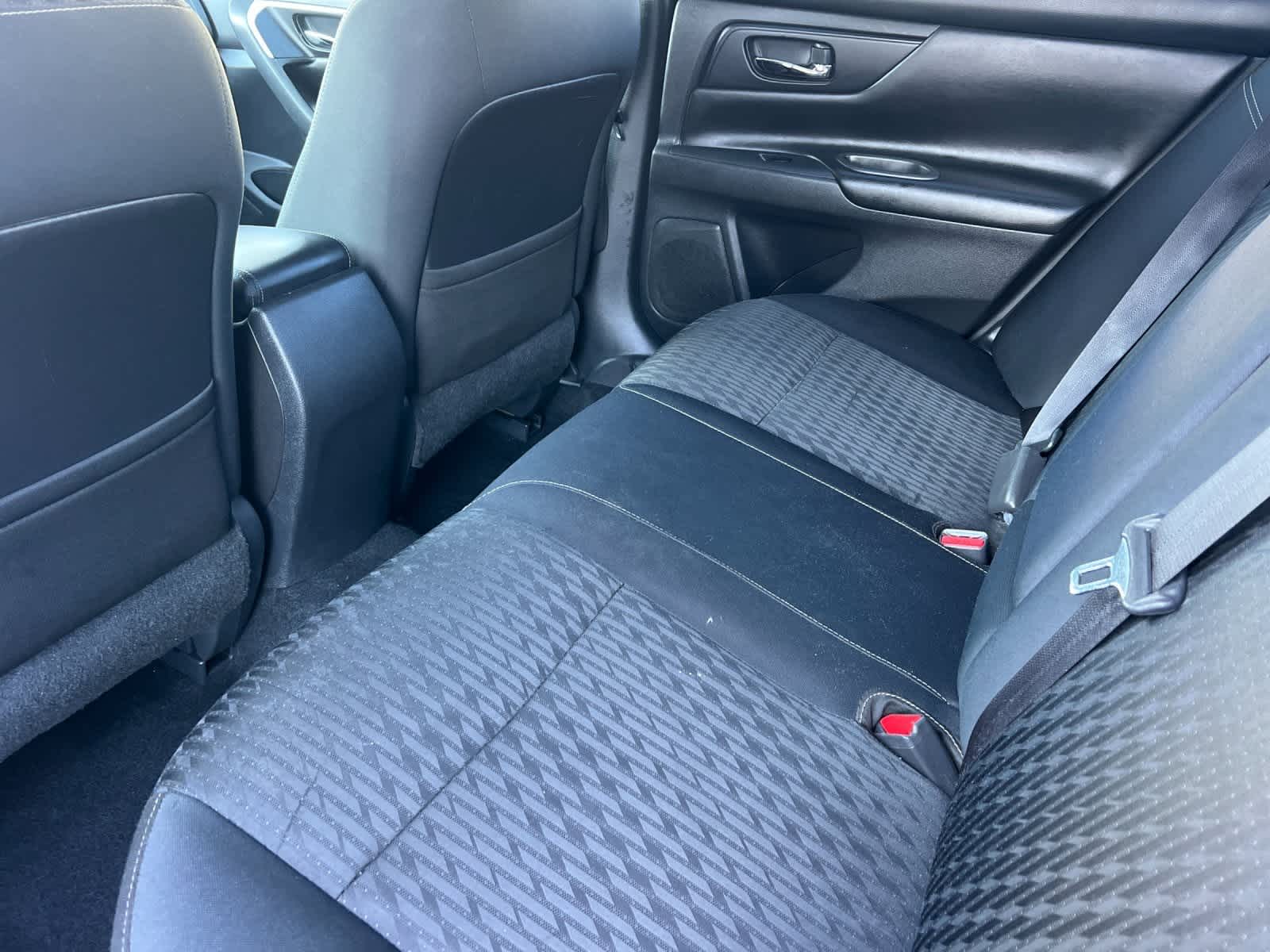 Thumbnail: 2018 Nissan Altima - 4