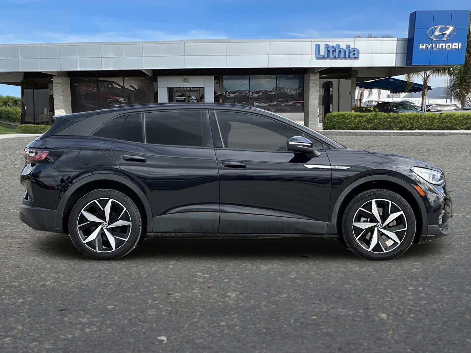 Thumbnail: 2023 Volkswagen ID.4 - 9