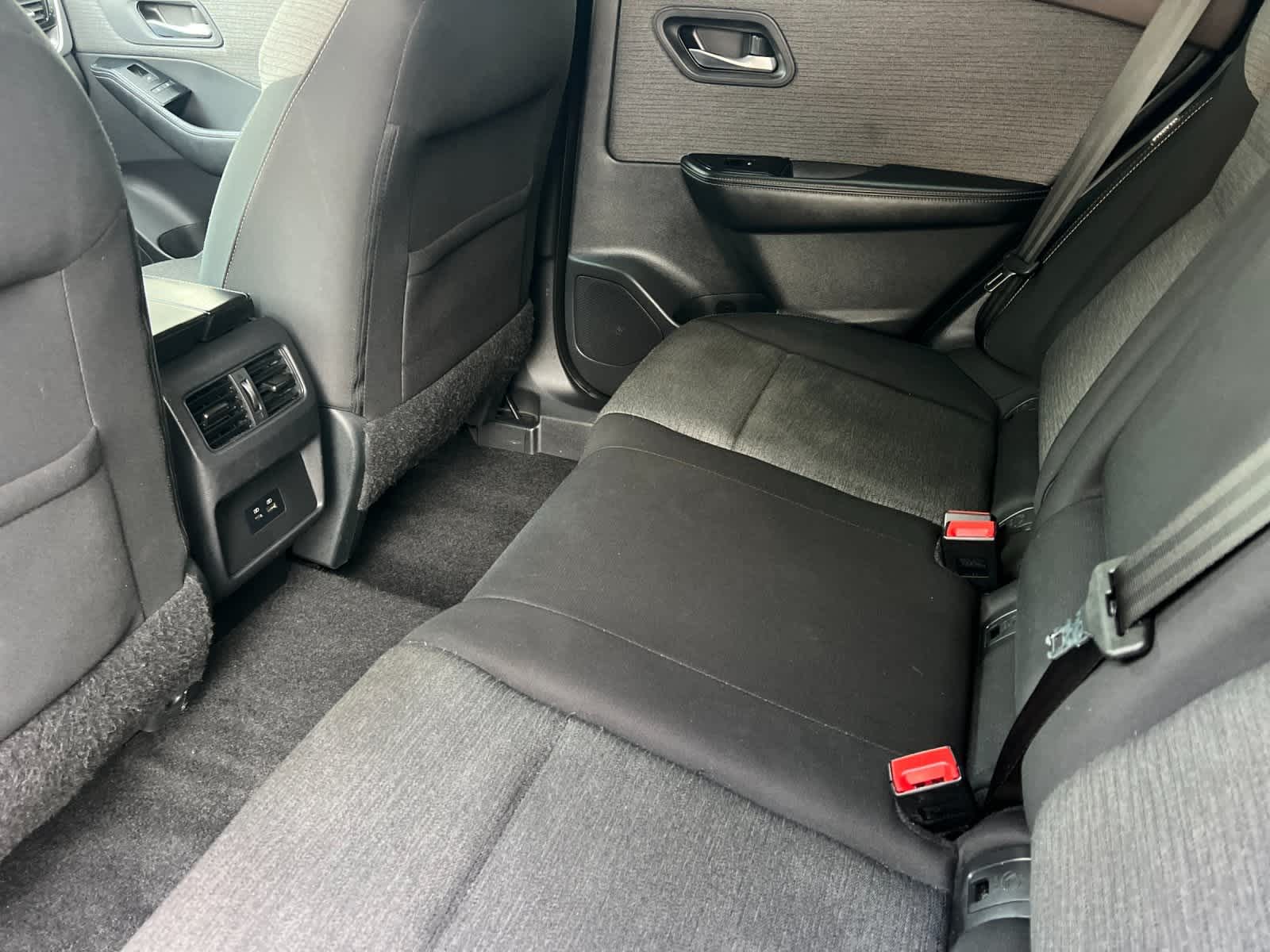 Thumbnail: 2022 Nissan Rogue - 5