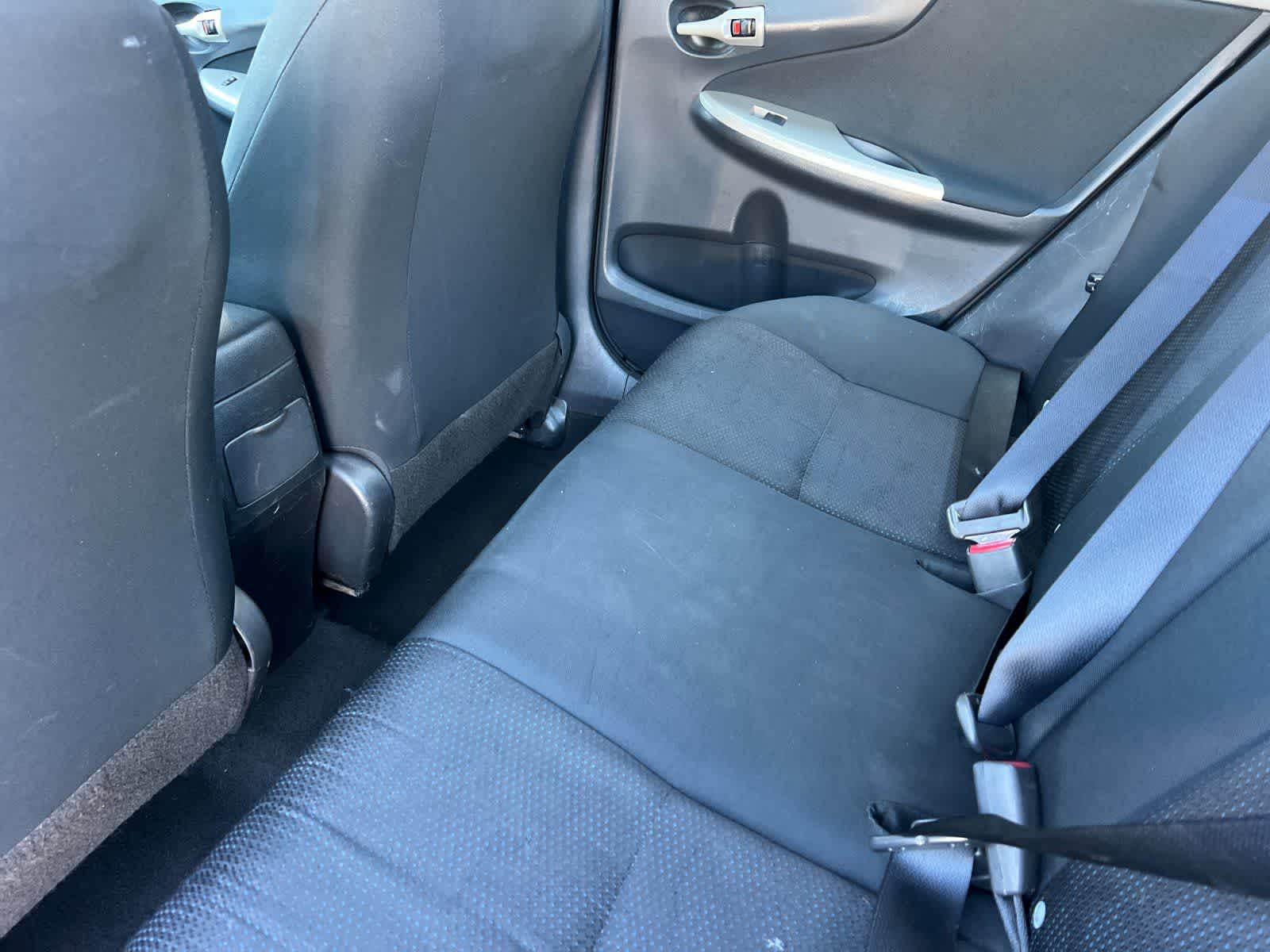 Thumbnail: 2010 Toyota Corolla - 5