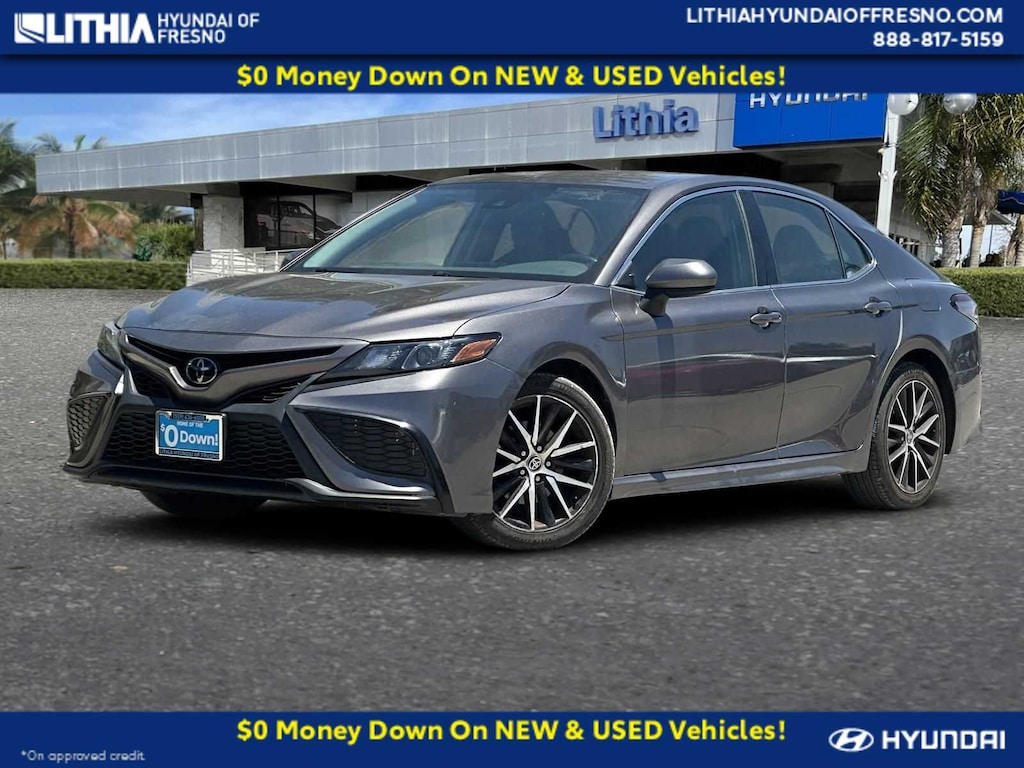 Used 2023 Toyota Camry SE Sedan