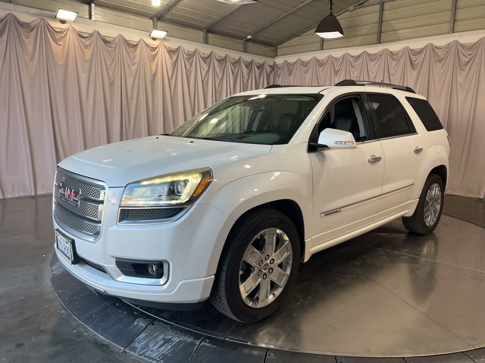 Thumbnail: 2016 GMC Acadia - 3