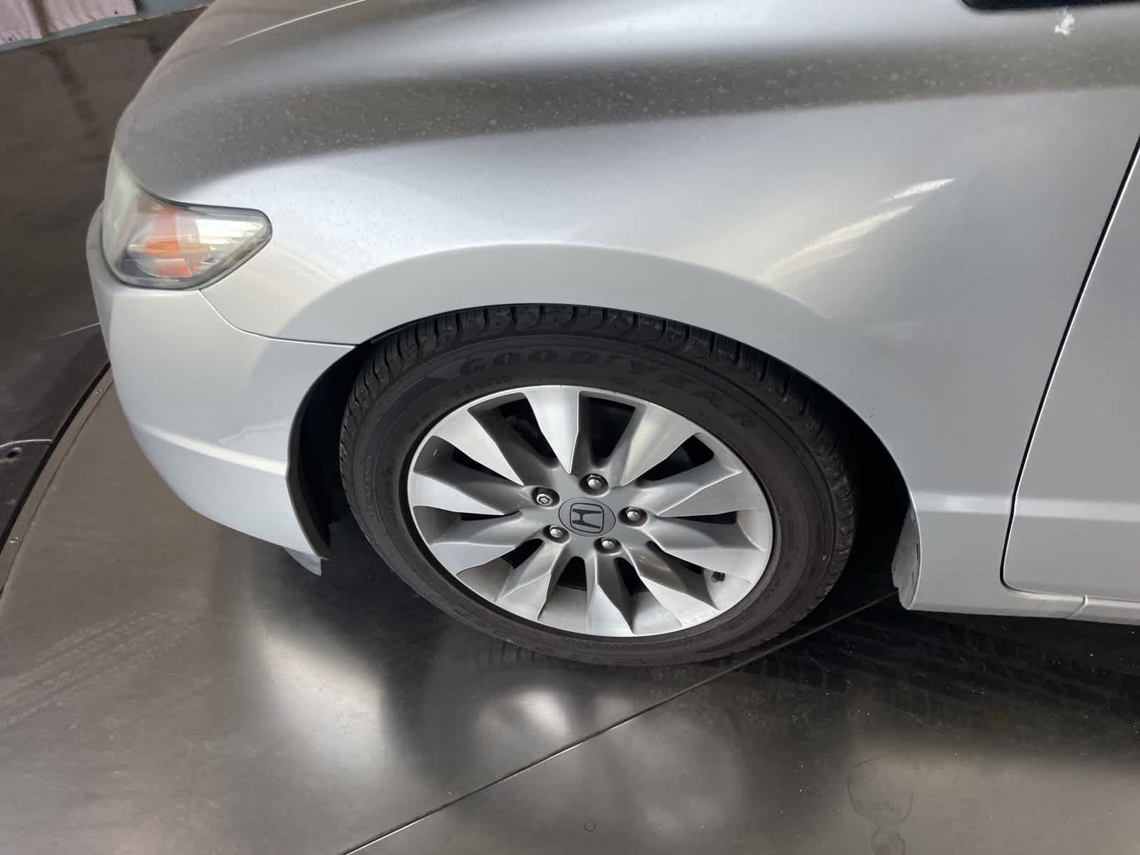 Thumbnail: 2011 Honda Civic - 10