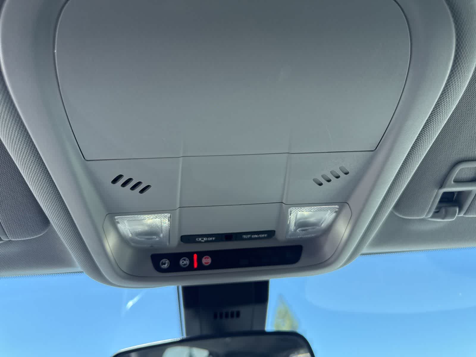 Thumbnail: 2022 Chevrolet Equinox - 23