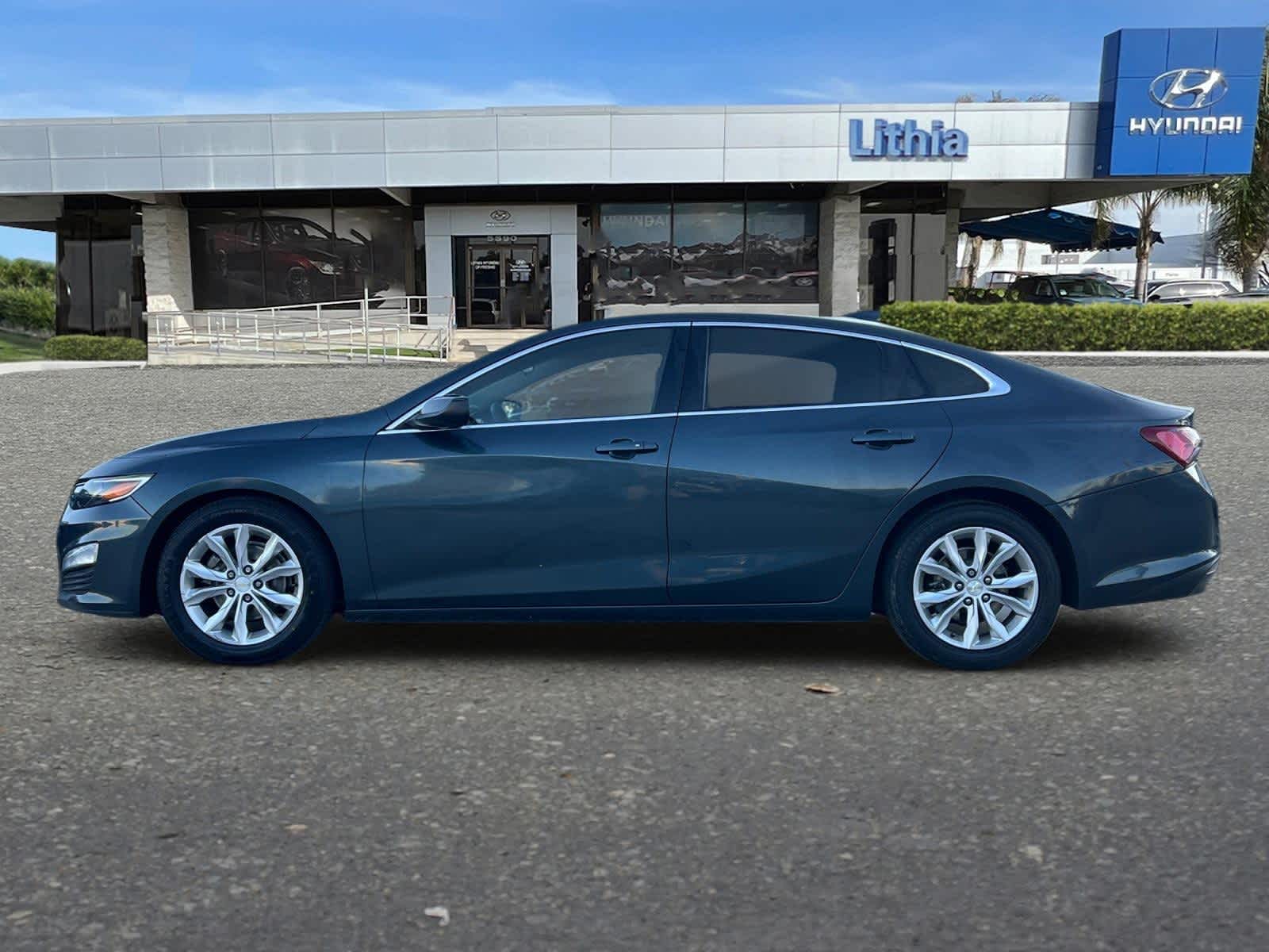 Thumbnail: 2019 Chevrolet Malibu - 5