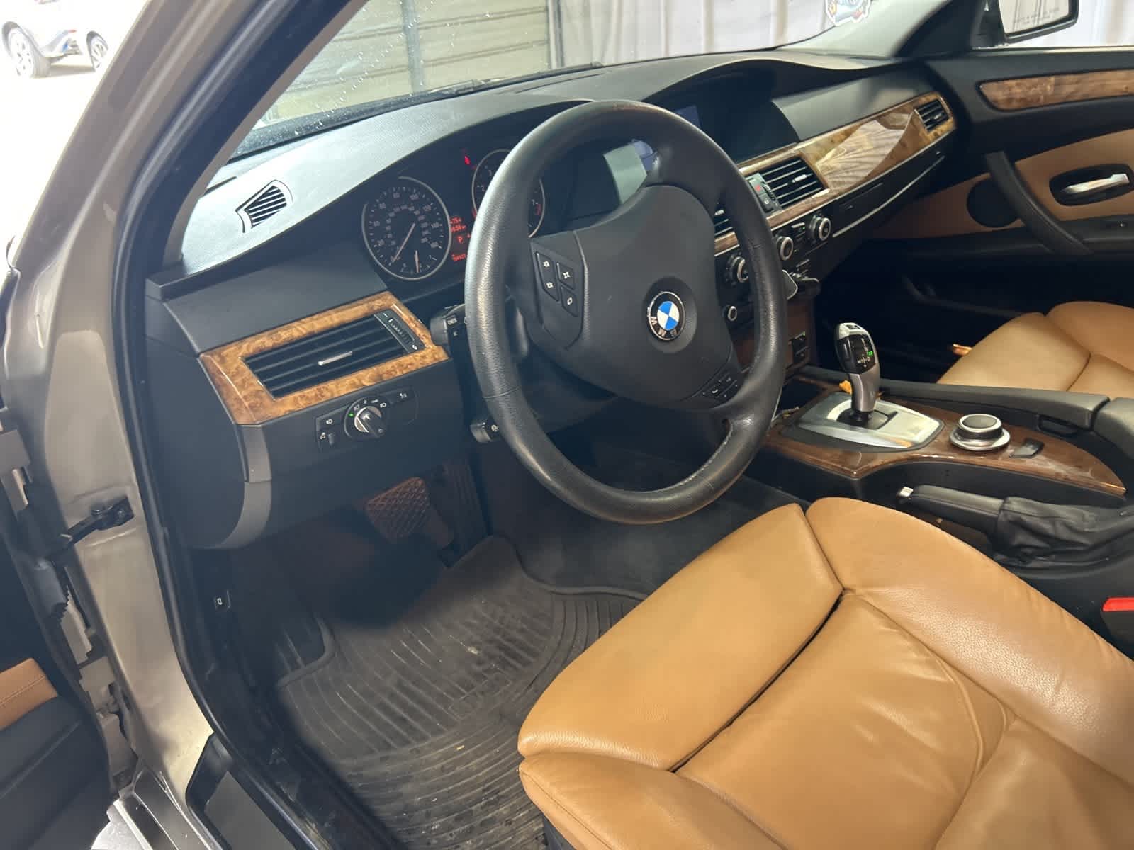 Thumbnail: 2008 BMW 5 Series - 23