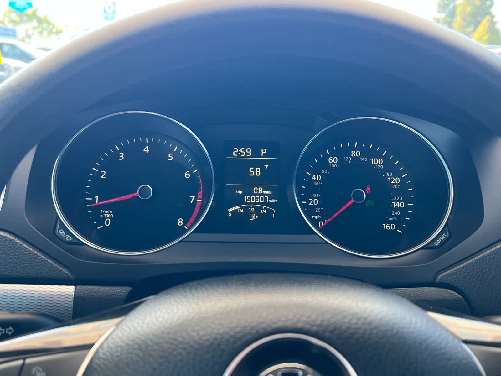 Thumbnail: 2015 Volkswagen Jetta - 23