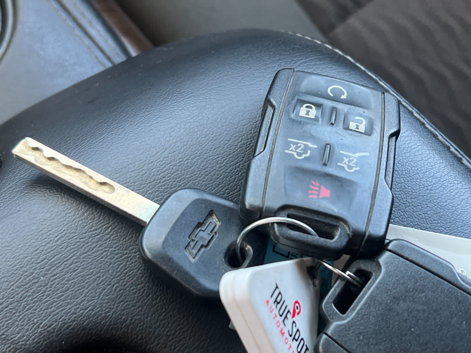 Thumbnail: 2016 Chevrolet Tahoe - 27