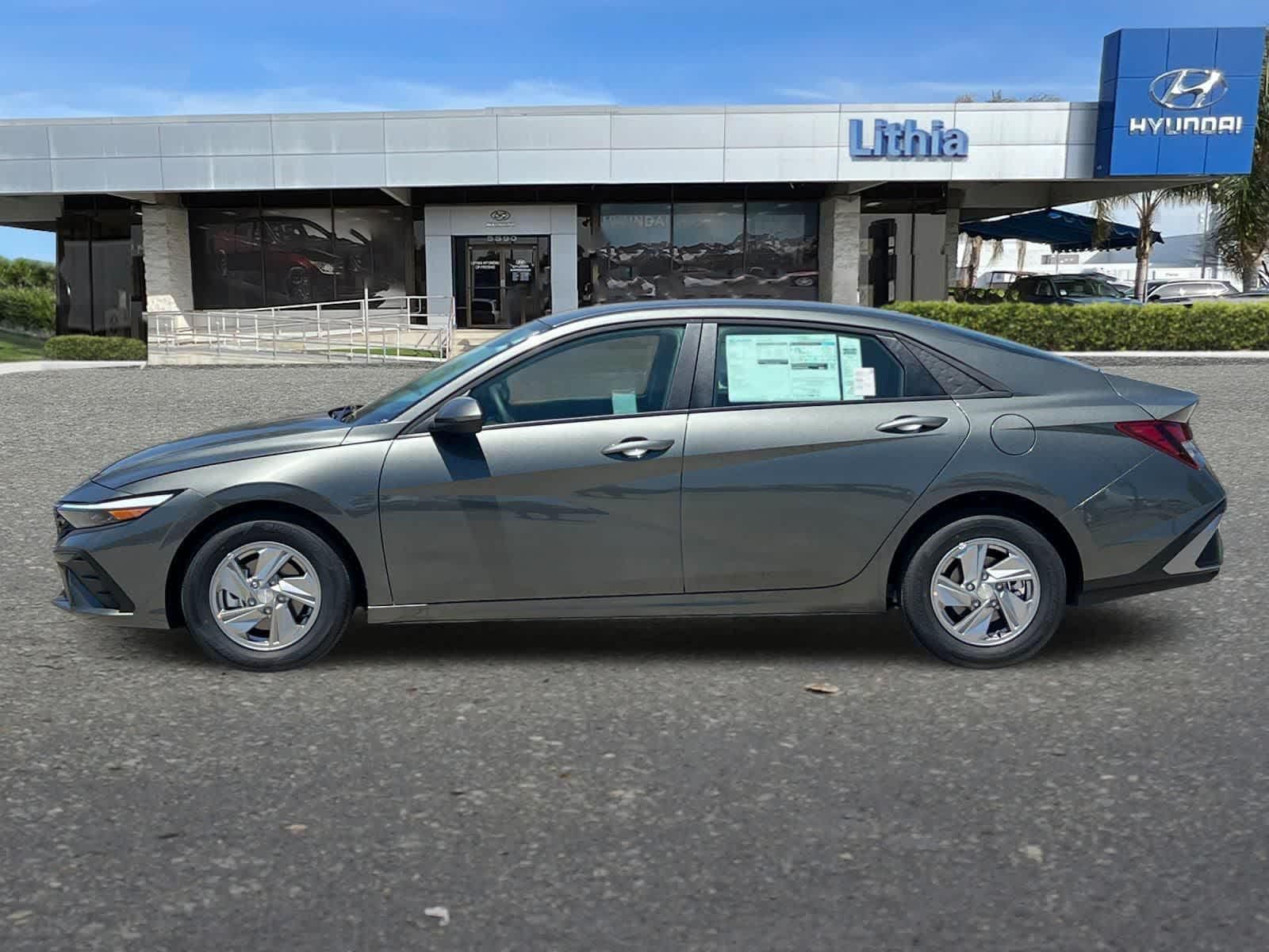 Thumbnail: 2026 Hyundai Elantra - 4