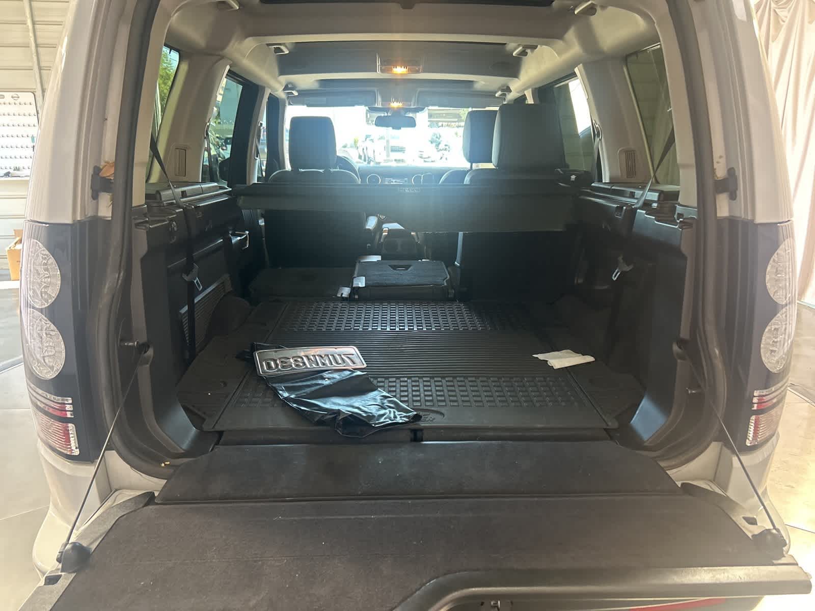 Thumbnail: 2015 Land Rover LR4 - 14