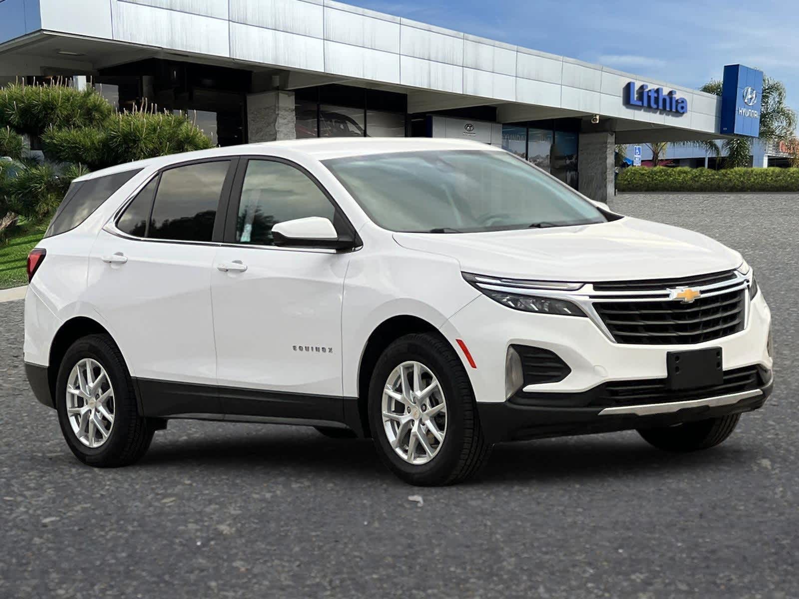 Thumbnail: 2022 Chevrolet Equinox - 9