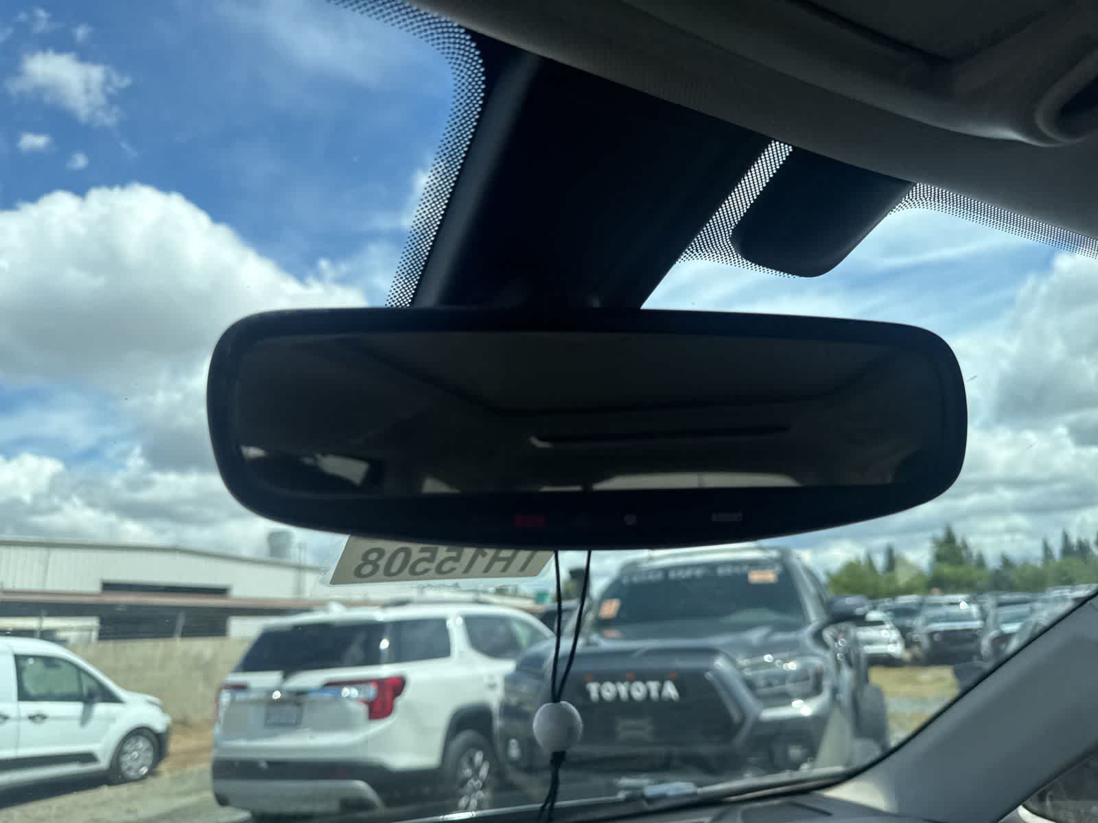 Thumbnail: 2020 Chrysler Pacifica - 27