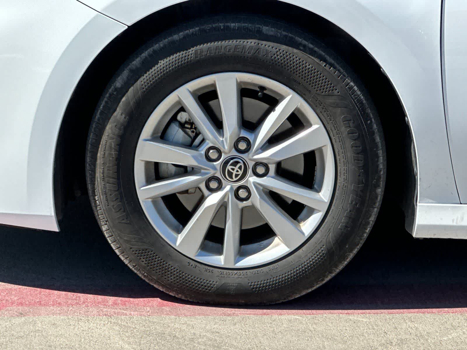 Thumbnail: 2025 Toyota Camry - 24