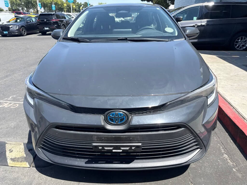 Used 2025 Toyota Corolla Hybrid LE Sedan