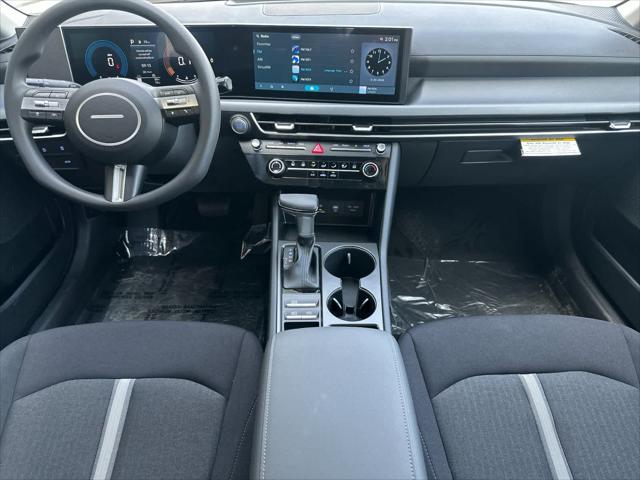 2025 Hyundai Sonata SE 4