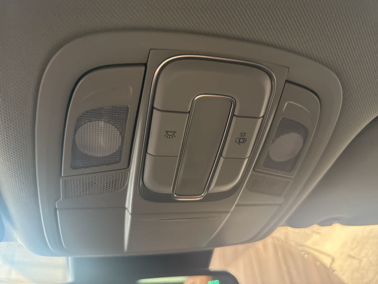 Thumbnail: 2020 Hyundai Santa Fe - 28