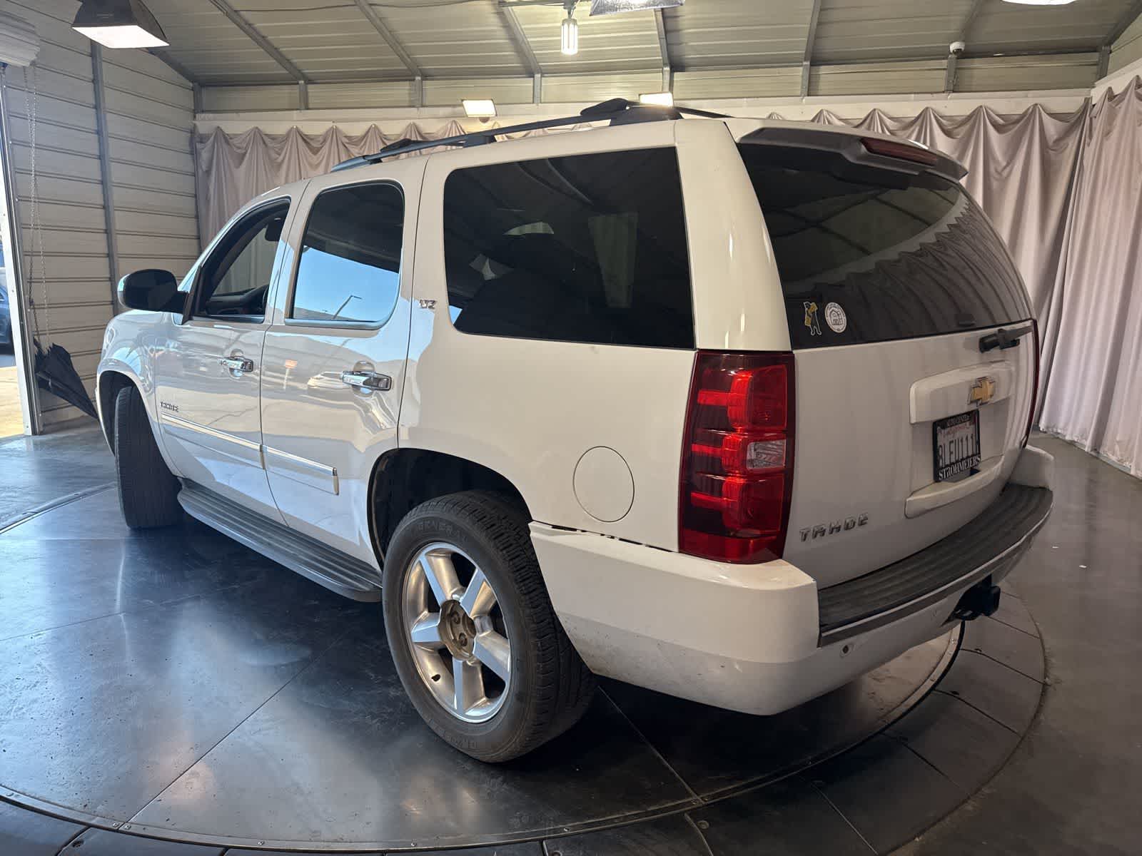 2010 Chevrolet Tahoe LTZ photo 4