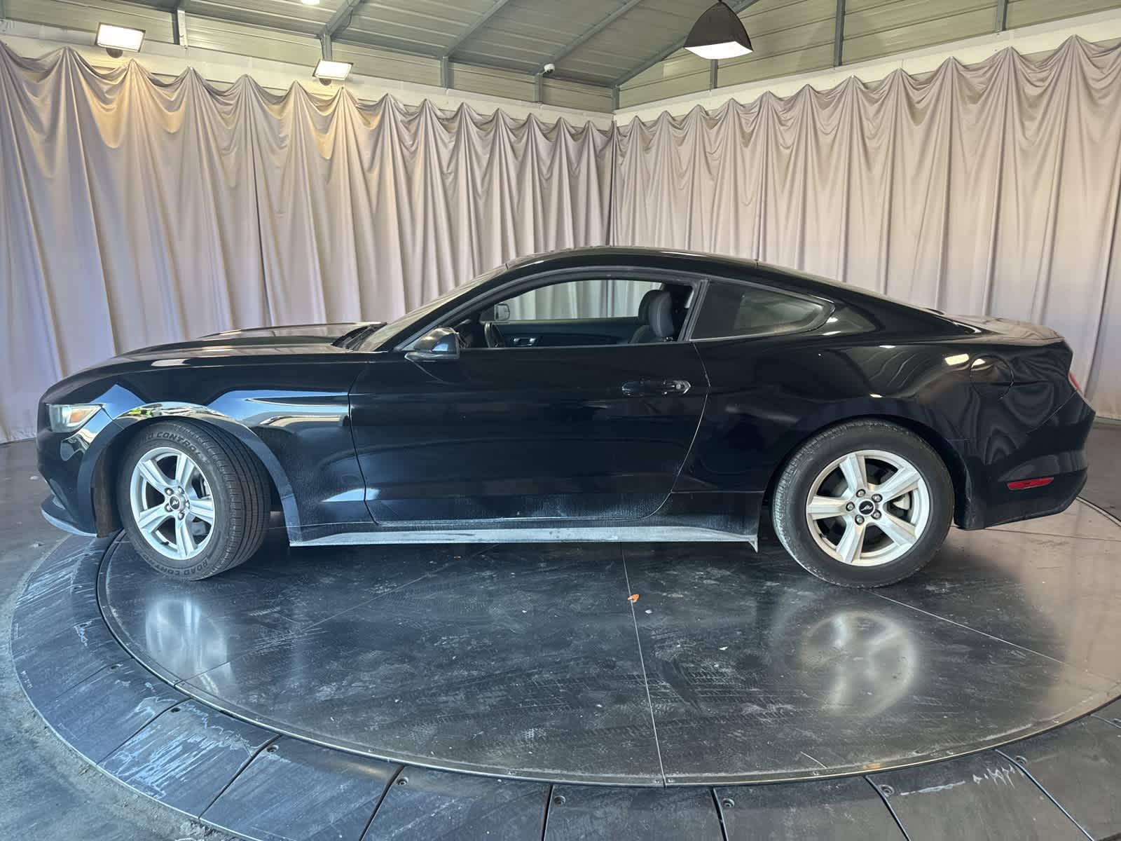 Thumbnail: 2015 Ford Mustang - 7