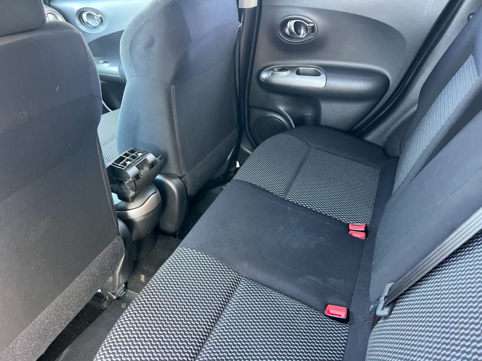 2015 Nissan Juke S photo 4