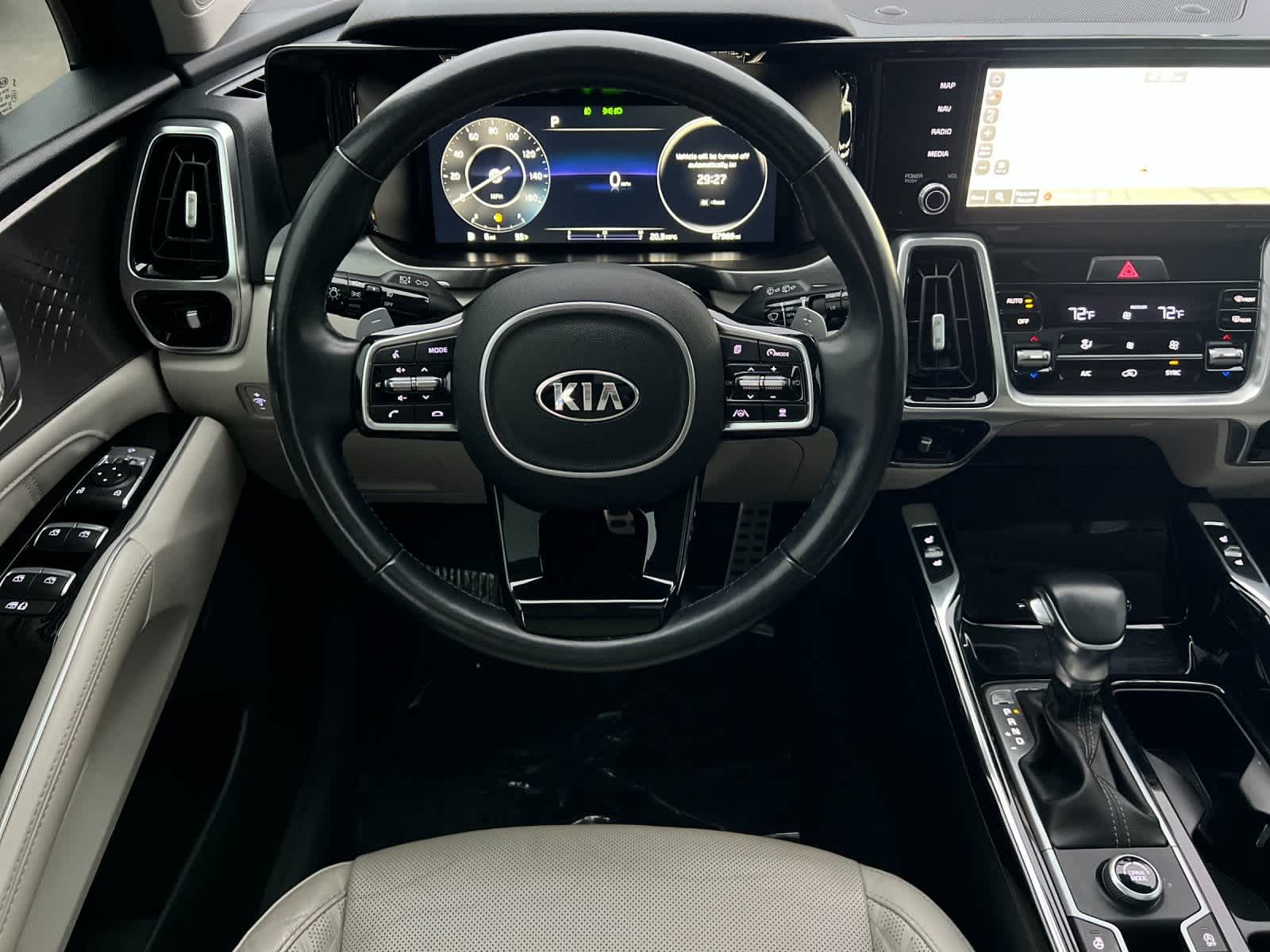 Thumbnail: 2021 Kia Sorento - 14