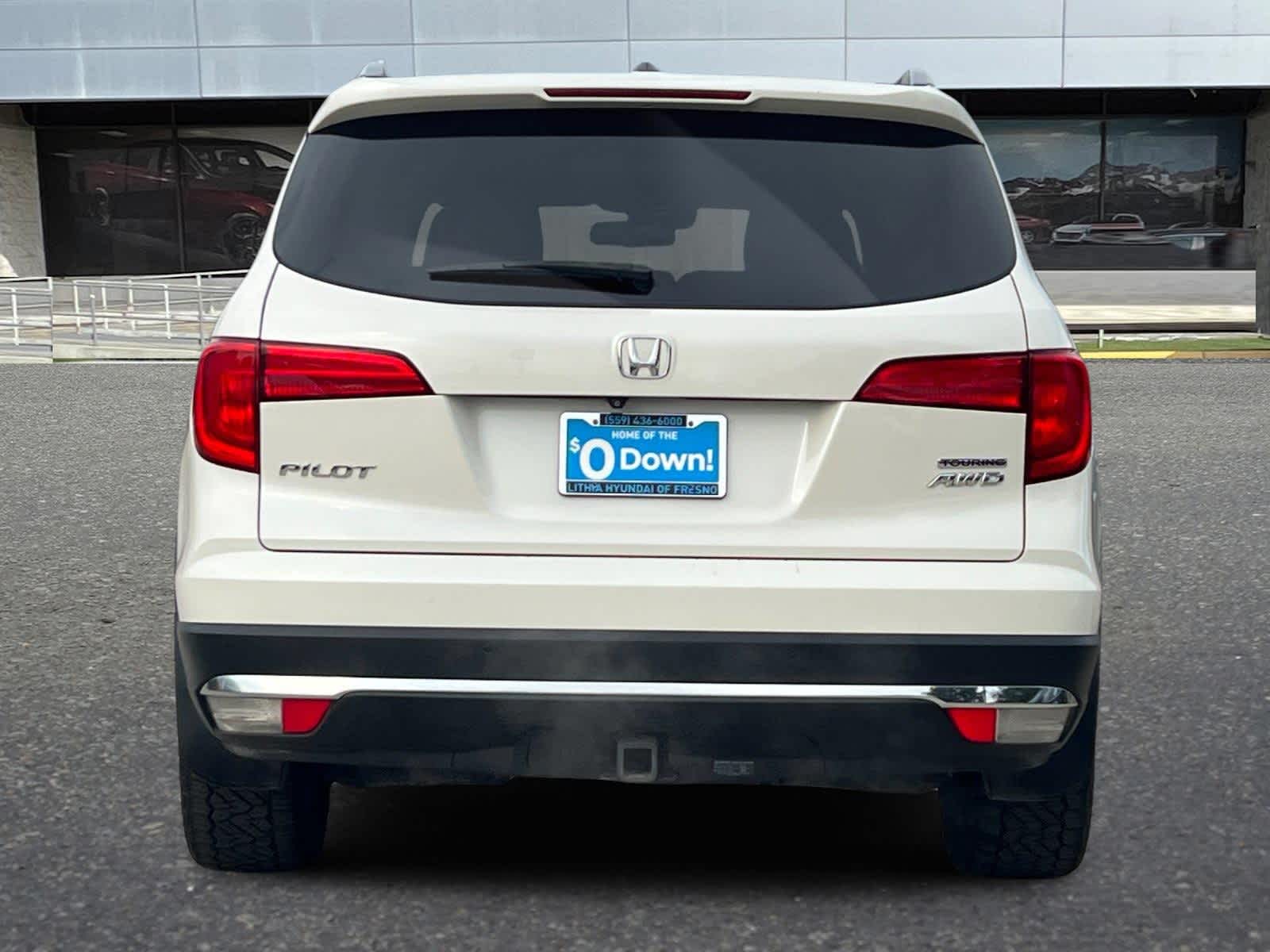 Thumbnail: 2018 Honda Pilot - 8