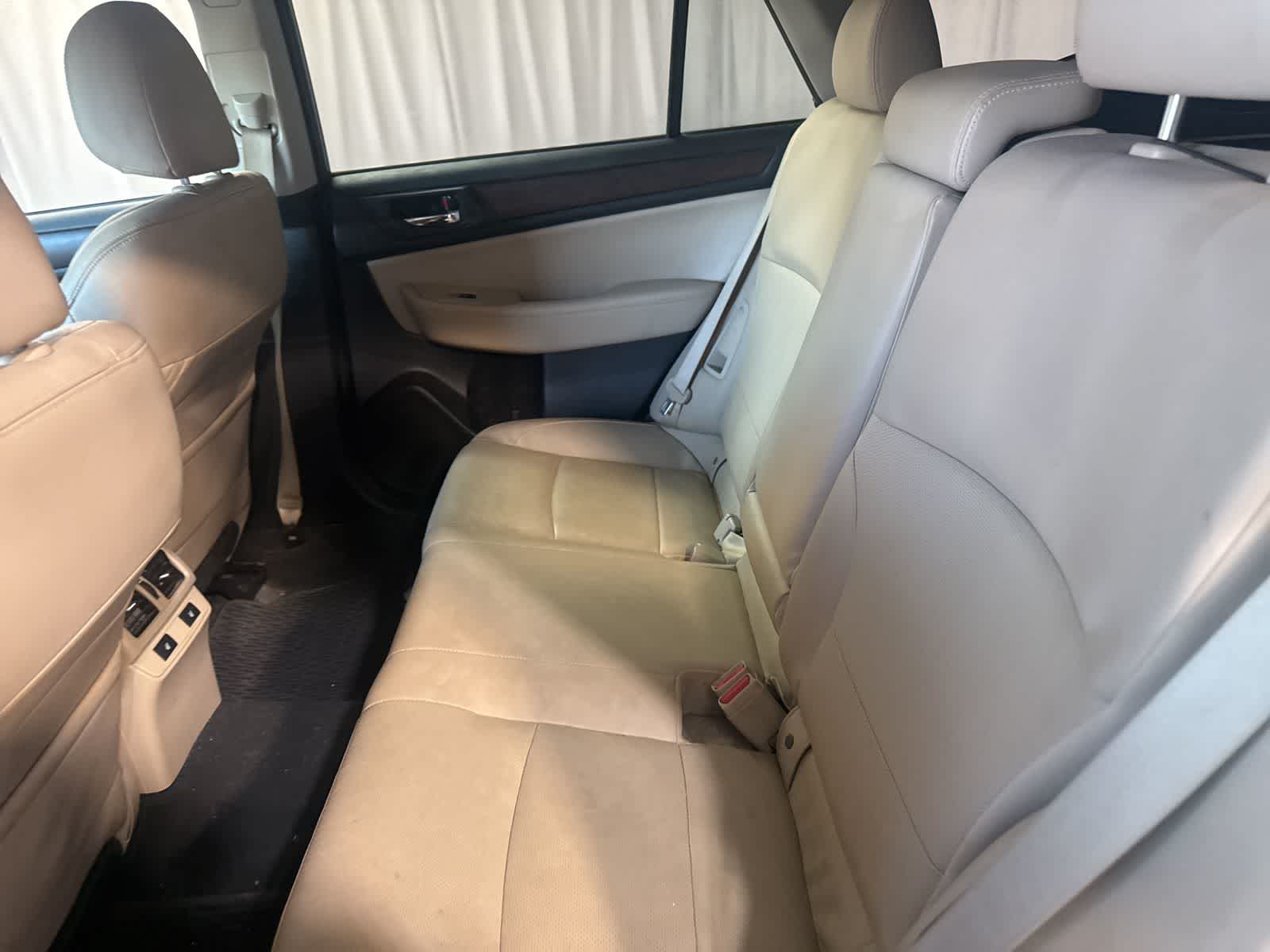 Thumbnail: 2016 Subaru Outback - 16