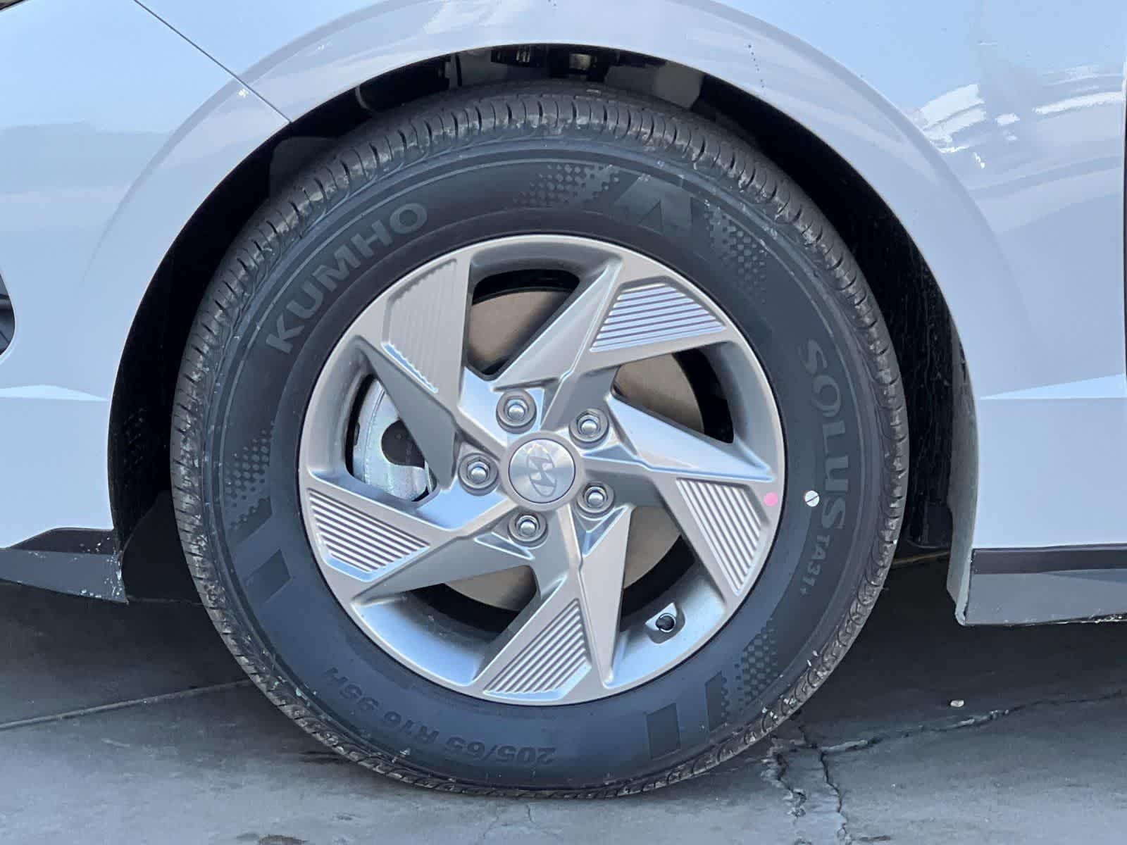 Thumbnail: 2026 Hyundai Sonata - 25