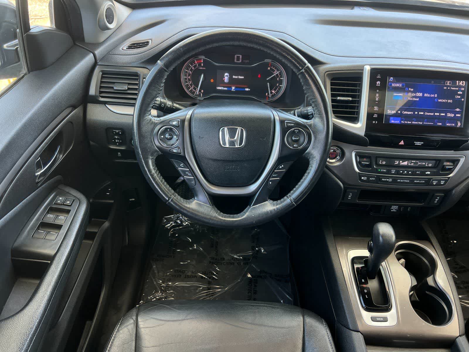 Thumbnail: 2017 Honda Pilot - 15