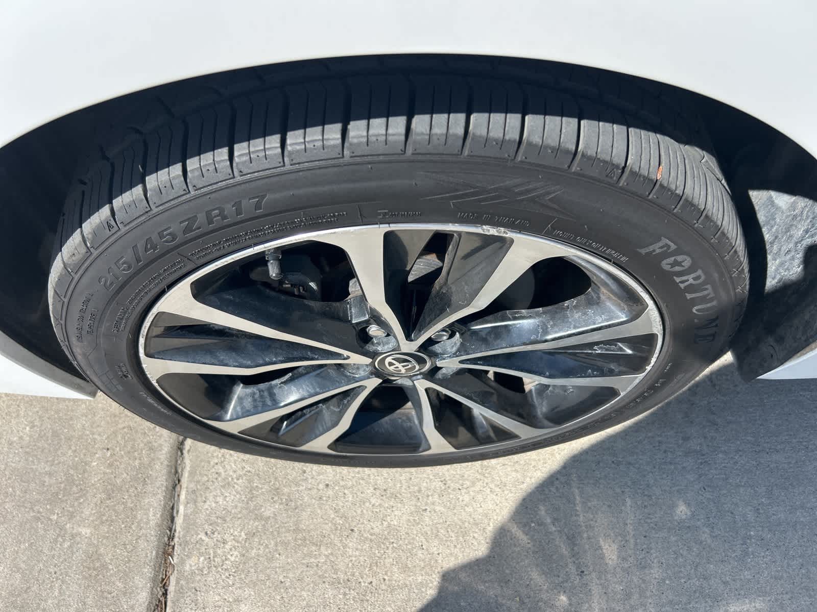 Thumbnail: 2018 Toyota Corolla - 17