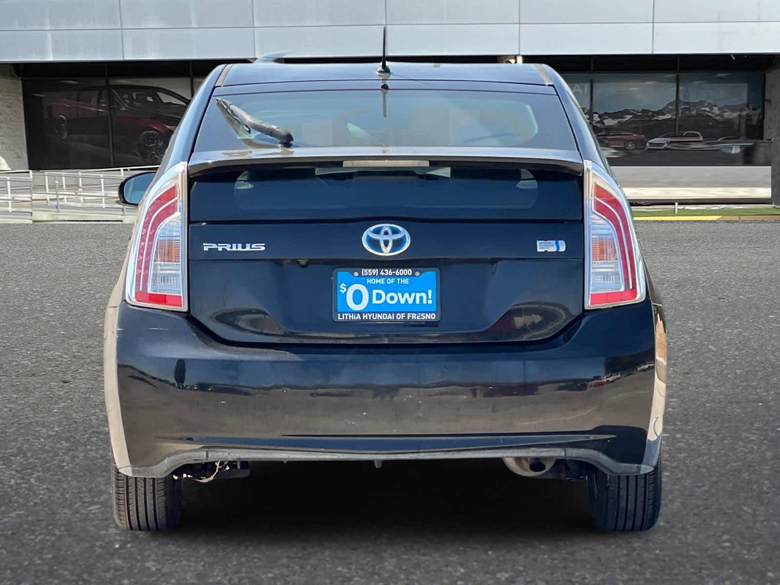 Thumbnail: 2013 Toyota Prius - 7