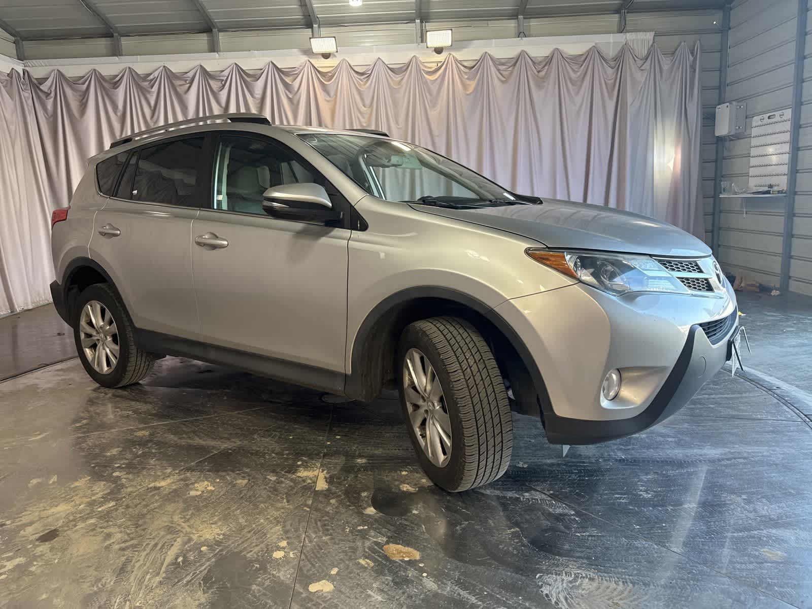 Thumbnail: 2014 Toyota RAV4 - 3